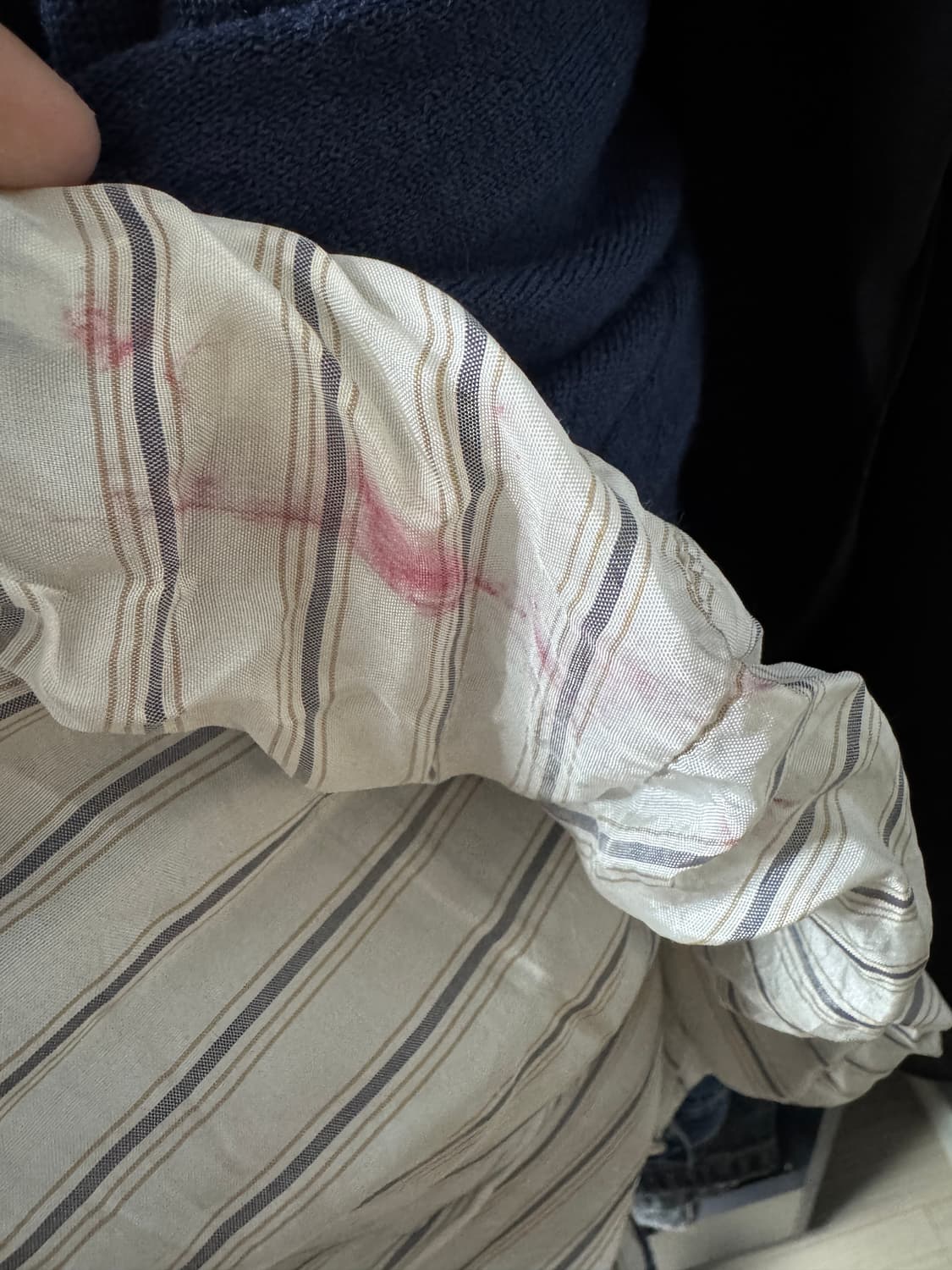 [L] 마르지엘라 21 ss 디스트로이드 레이어드 니트 네이비 상품이미지6