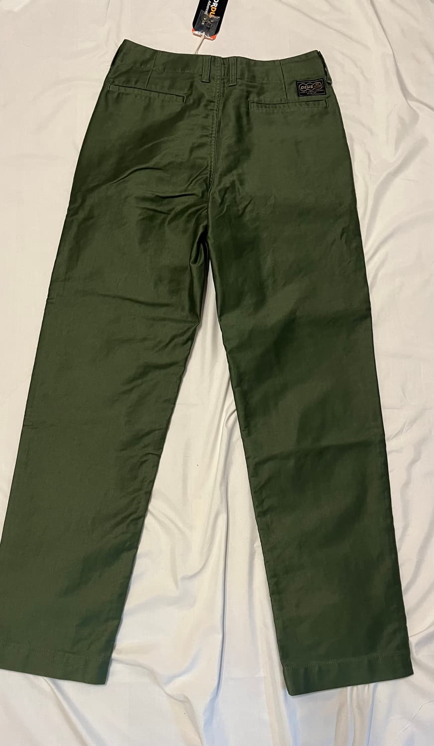 [30]DEUS 카키색 남성 바지 상품이미지4