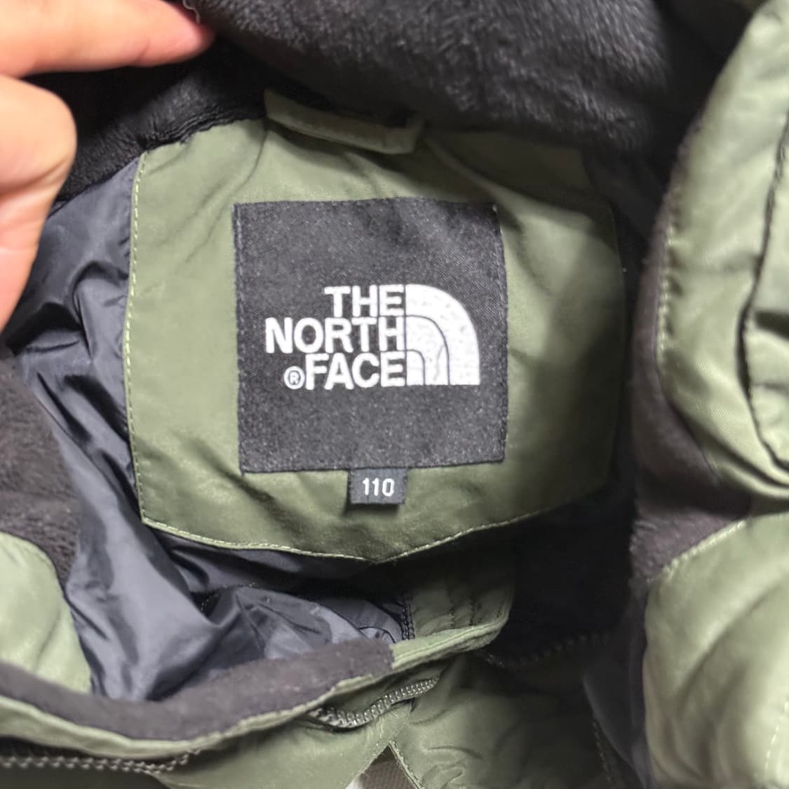 110 노스페이스 700 구스다운 카키 후드 패딩 베스트 상품이미지4