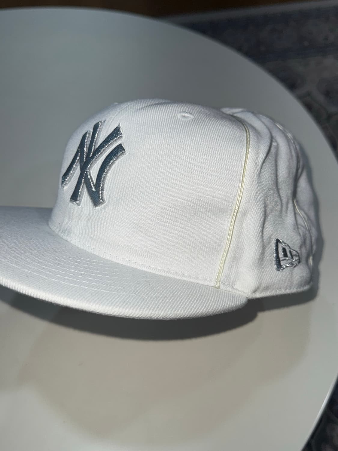 뉴에라 59fifty mlb 양키스 볼캡 모자 화이트실버 712 59.6 상품이미지9