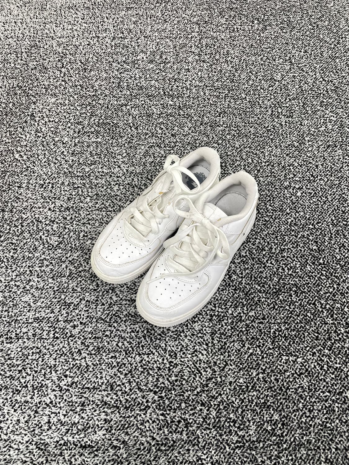 빈티지9. 나이키 에어포스1 로우화이트 스니커즈 운동화 상품이미지1