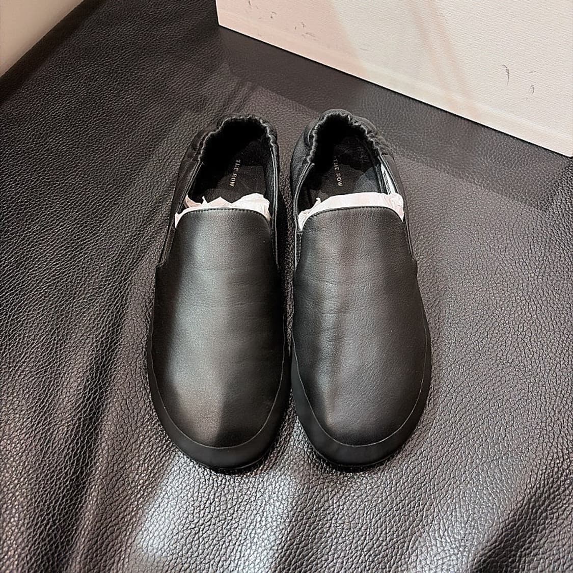 (정품/새상품) 더 로우 여성 블랙 램스킨 테크 로퍼 상품이미지1