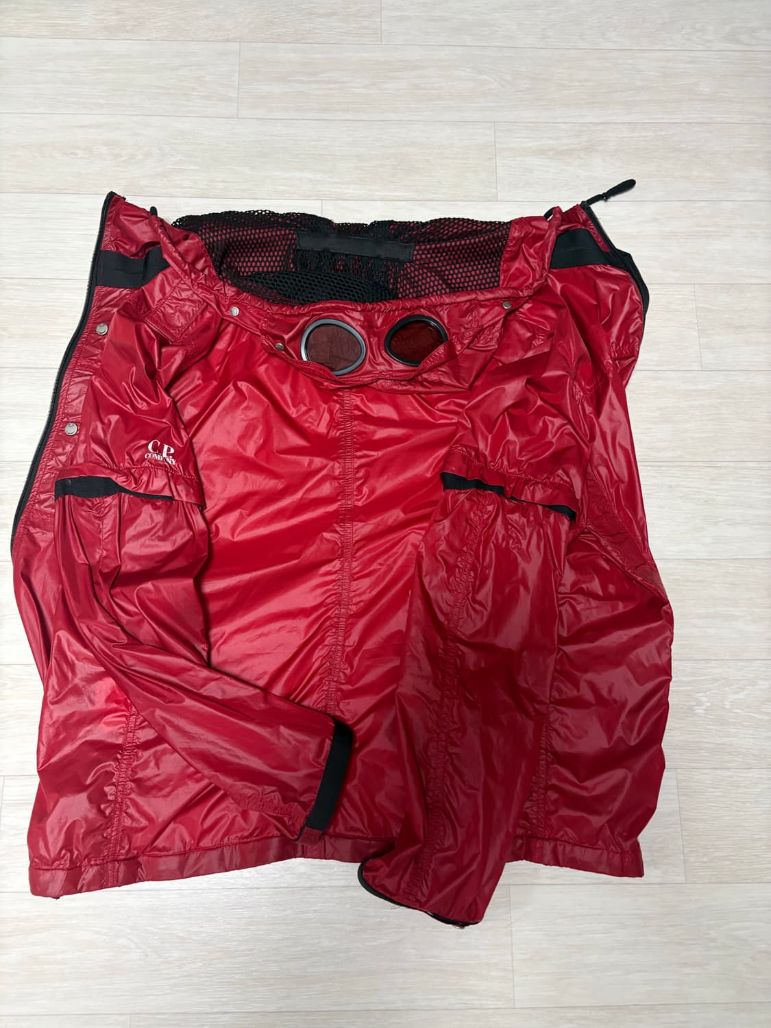 cp컴퍼니 바람막이 상품이미지3