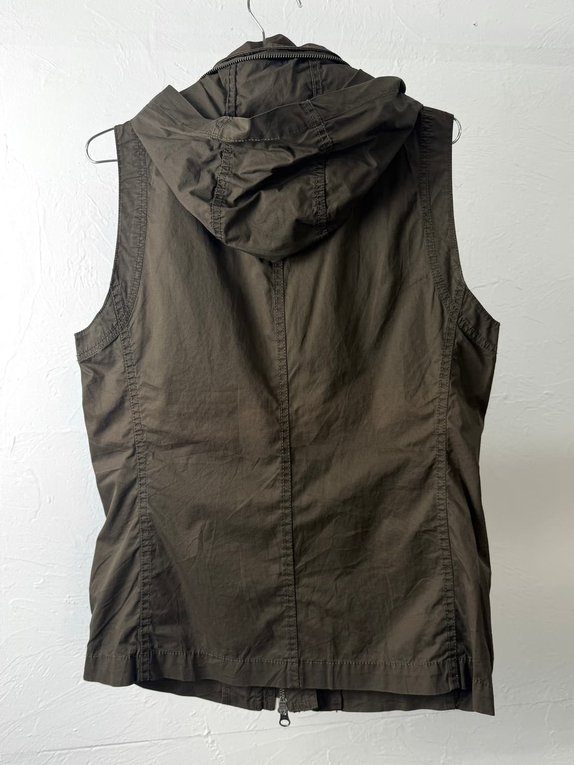 Hideaways 투웨이 후드 베스트 상품이미지8