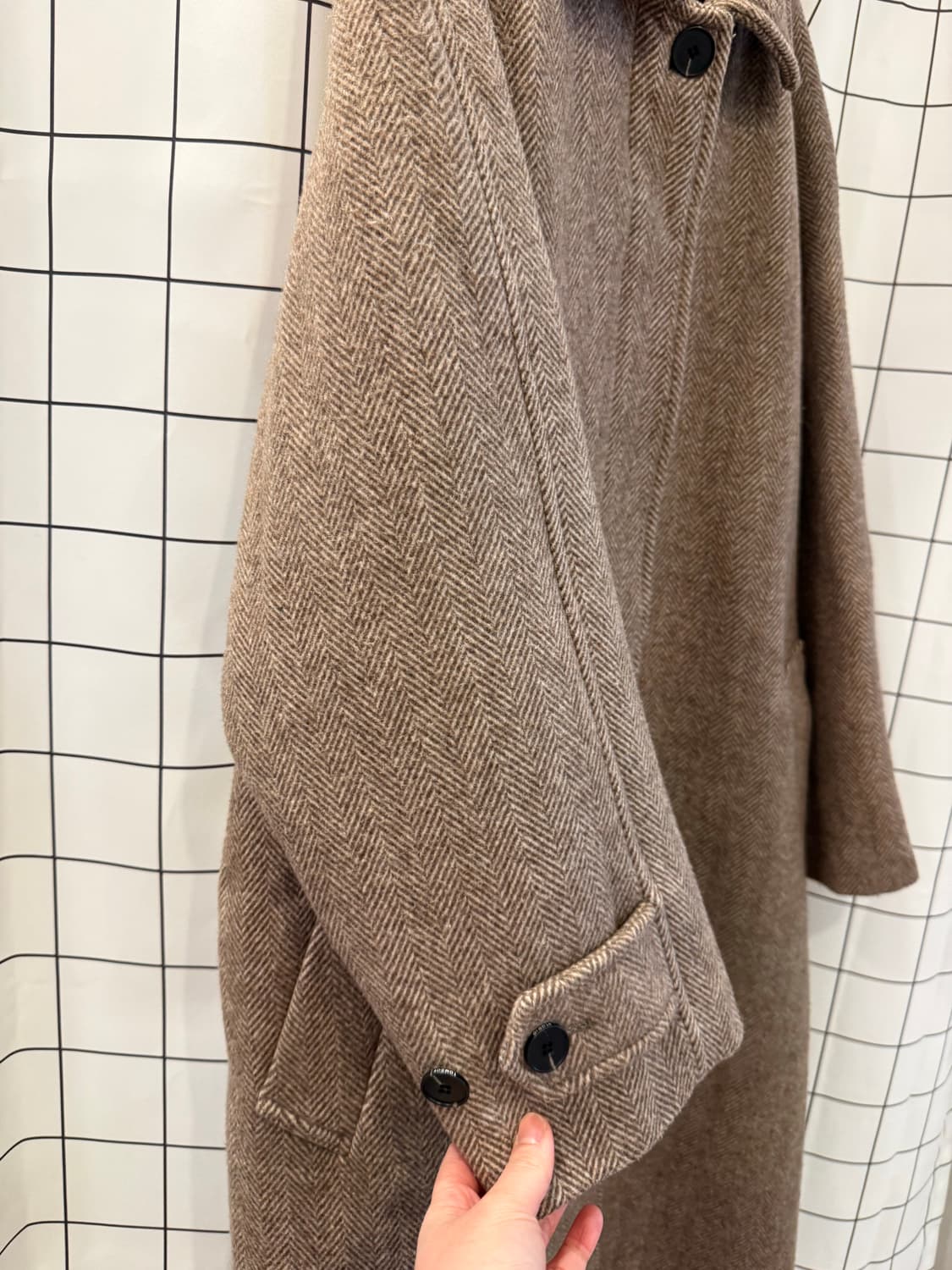 스튜디오 톰보이 헤링본 발마칸 코트 상품이미지4