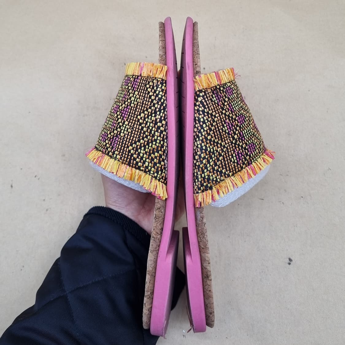 케네스 콜 리액션 여성슬리퍼 250 상품이미지5