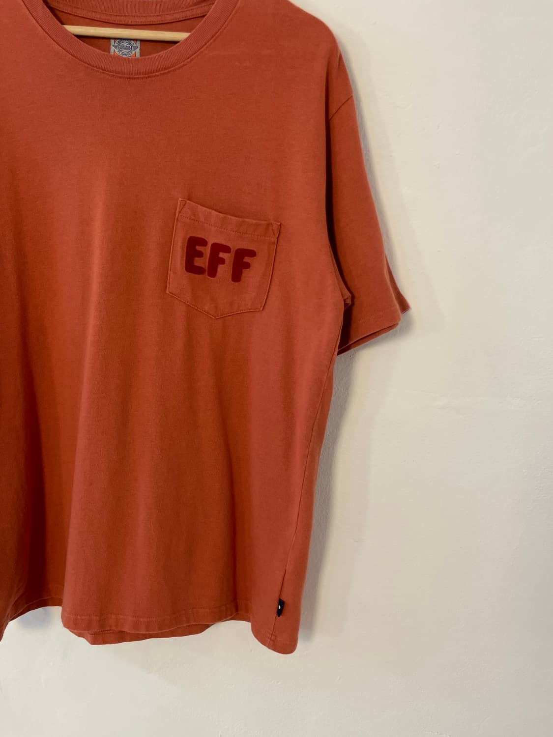 이벳필드 자수 포켓 티셔츠  상품이미지4