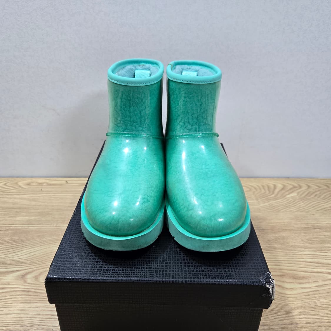 230 어그 UGG 클래식 클리어 미니 민트 상품이미지2