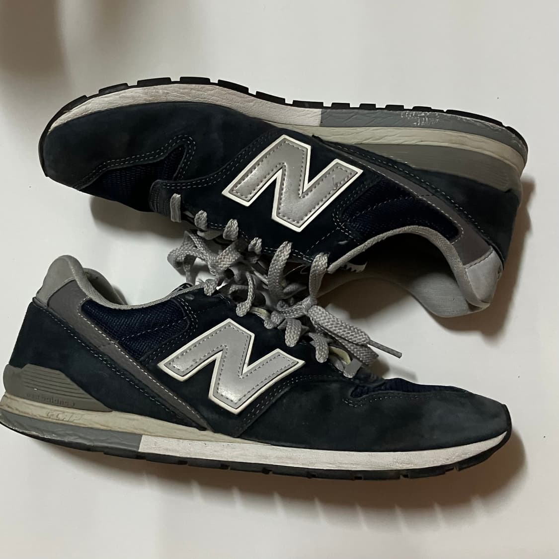 뉴발란스 996 네이비 실버 상품이미지3