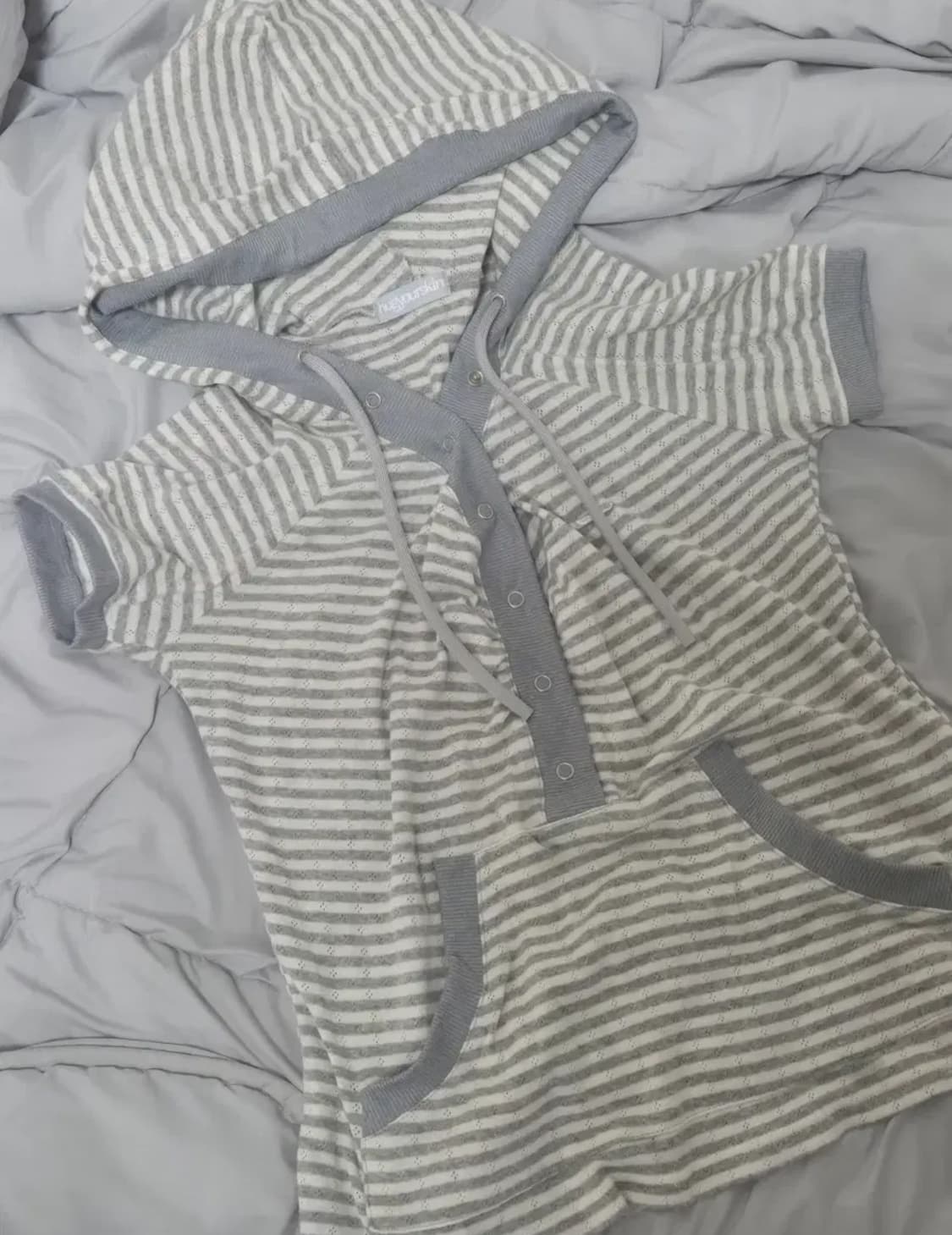 허그유어스킨 스트라이프 후드 반팔티셔츠 상품이미지1