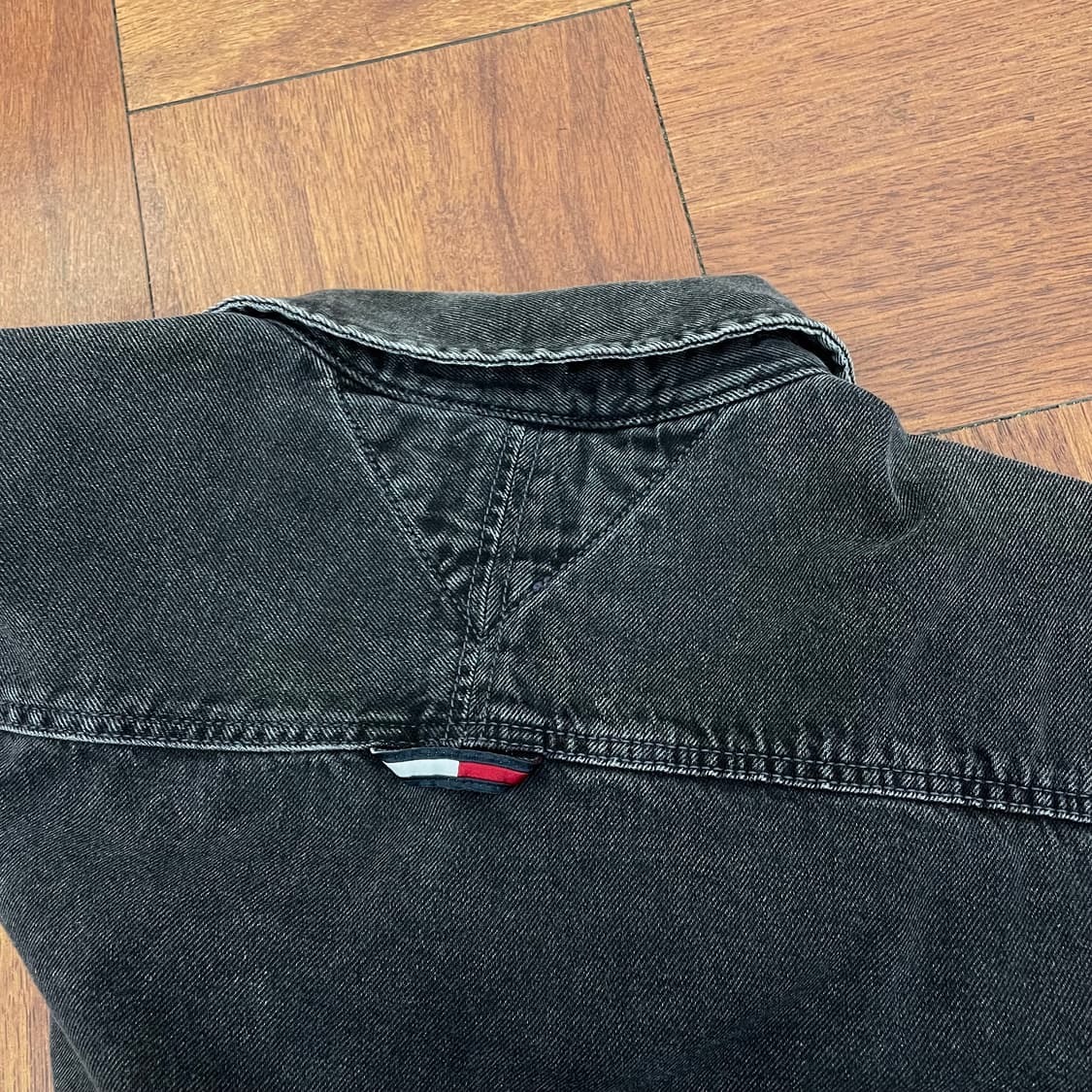 타미힐피거 블랙 데님 자켓 상품이미지3