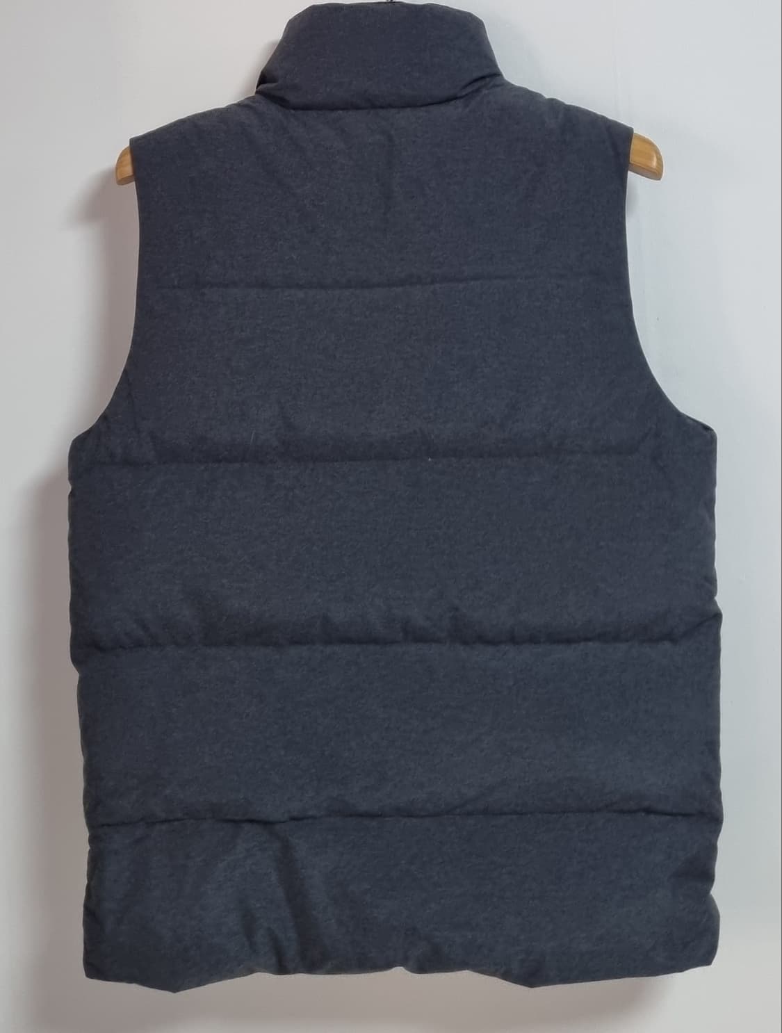 S (90) 아디다스 다크그레이 덕다운 오리털 패딩조끼 여성 상품이미지2