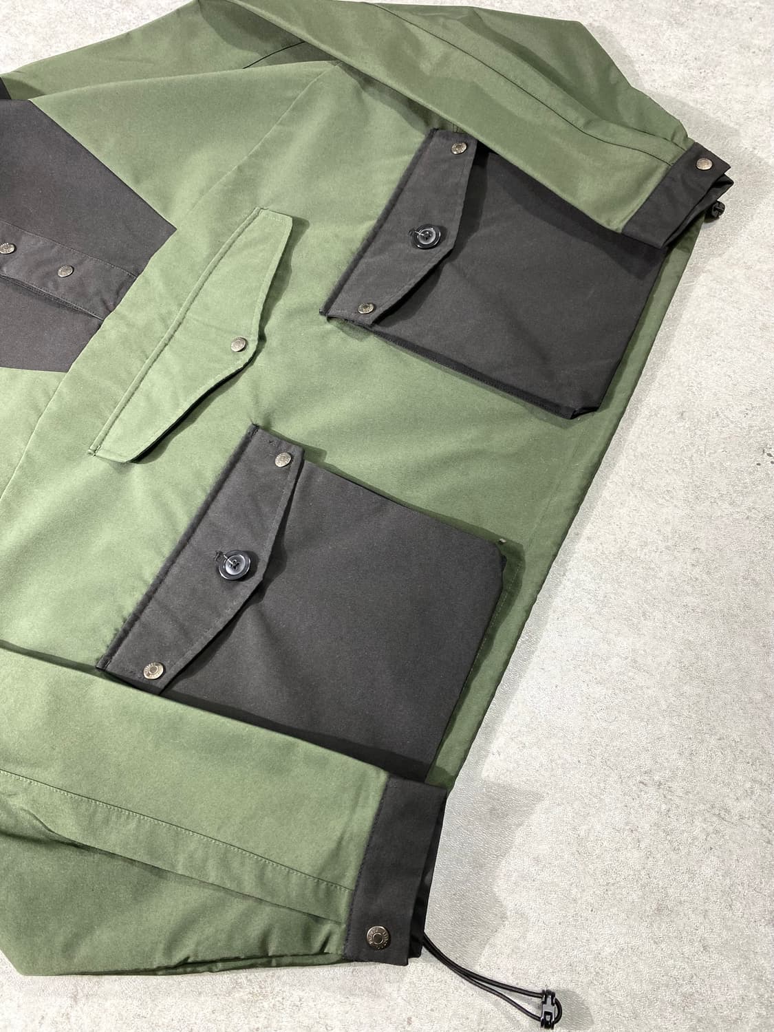 [M] Marmot x 유니폼브릿지 아웃도어 폴리쉘 아노락 상품이미지3