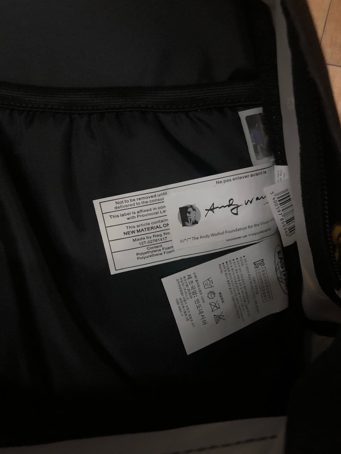 이스트팩 앤디워홀 패디드파커 백팩 상품이미지6