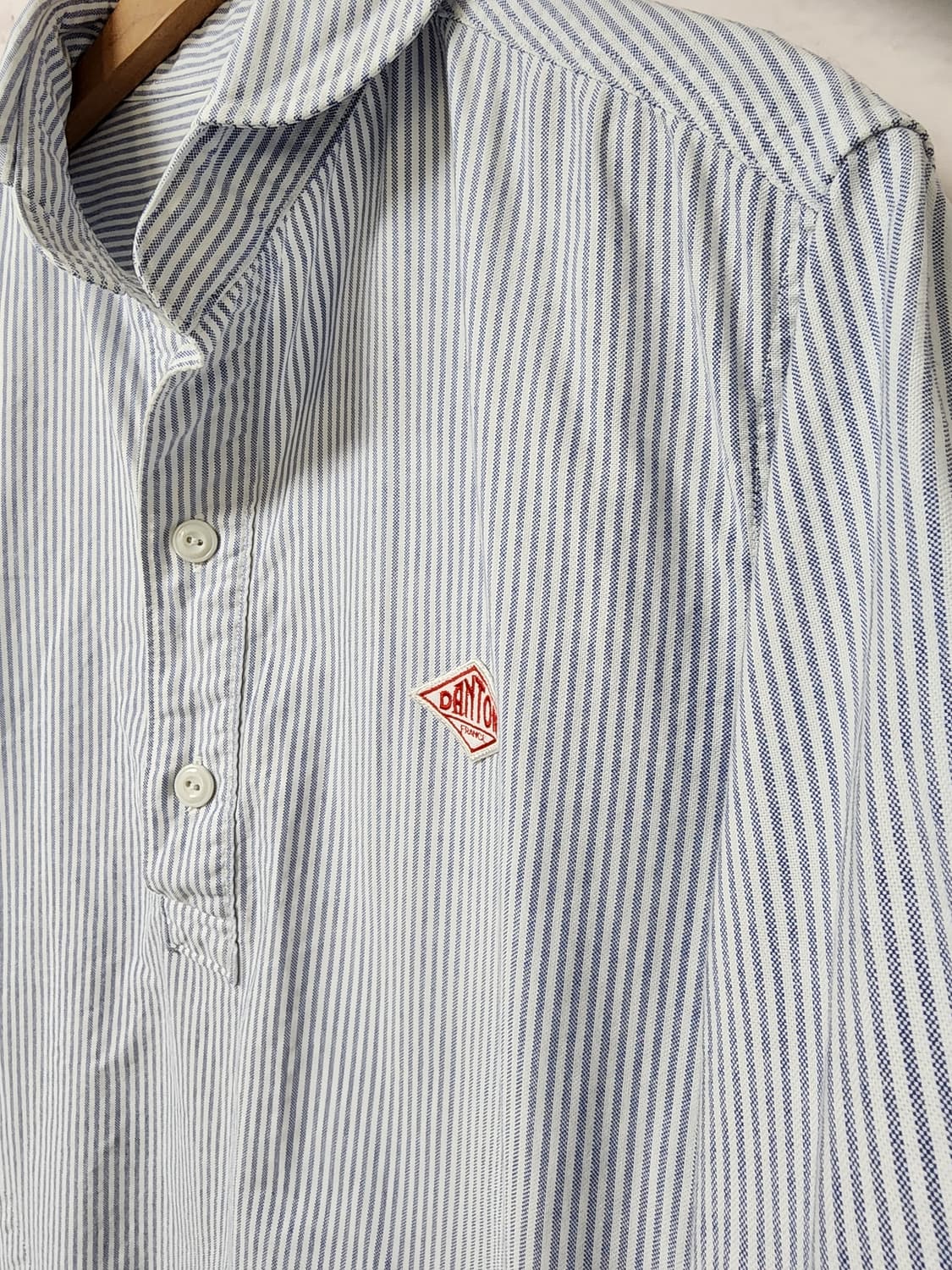 단톤 스트라이프 풀오버 셔츠 상품이미지3