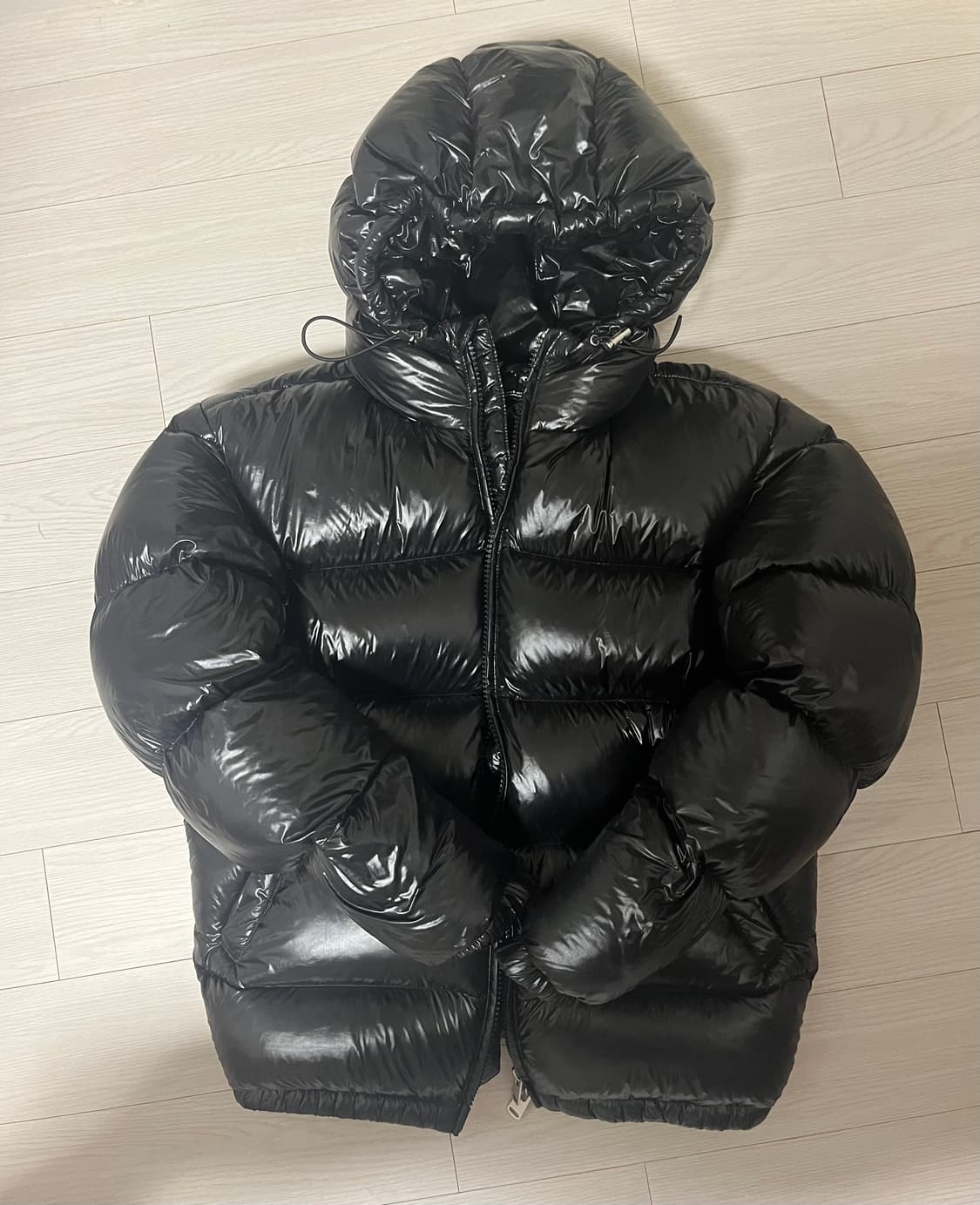 자라 유광패딩 팝니다 (24년도s사이즈!!) 상품이미지2