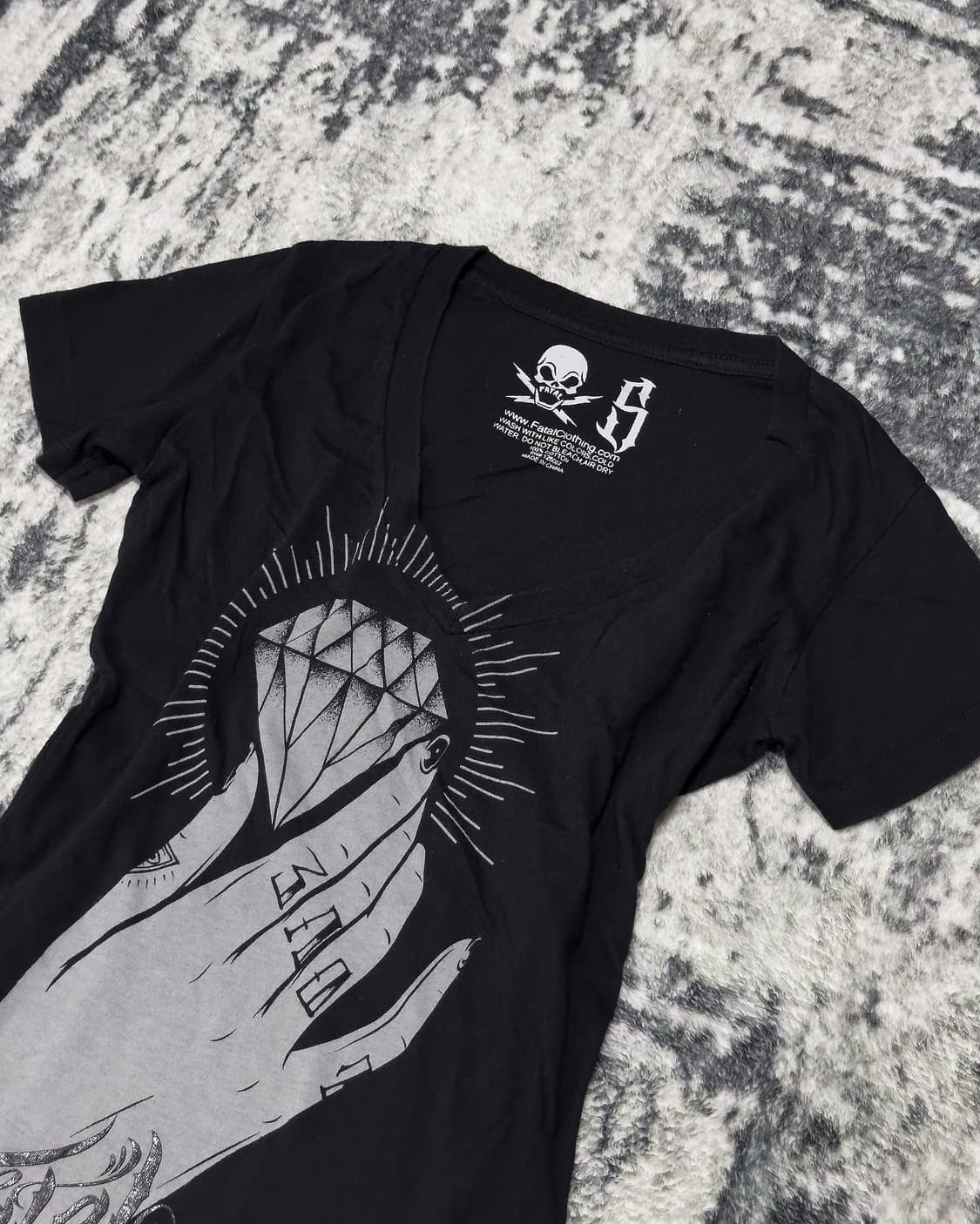 {Unknown} Diamond Hand V-Neck Tee 상품이미지5