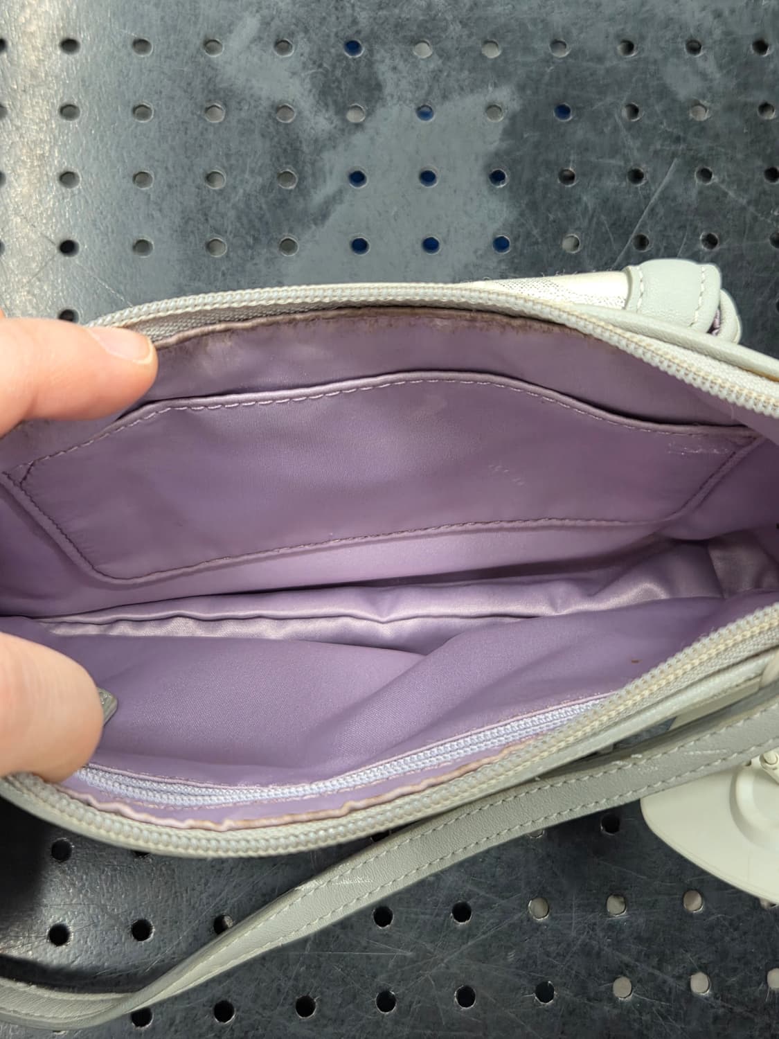 Coach 코치 아이보리 그레이 크로스백 상품이미지4