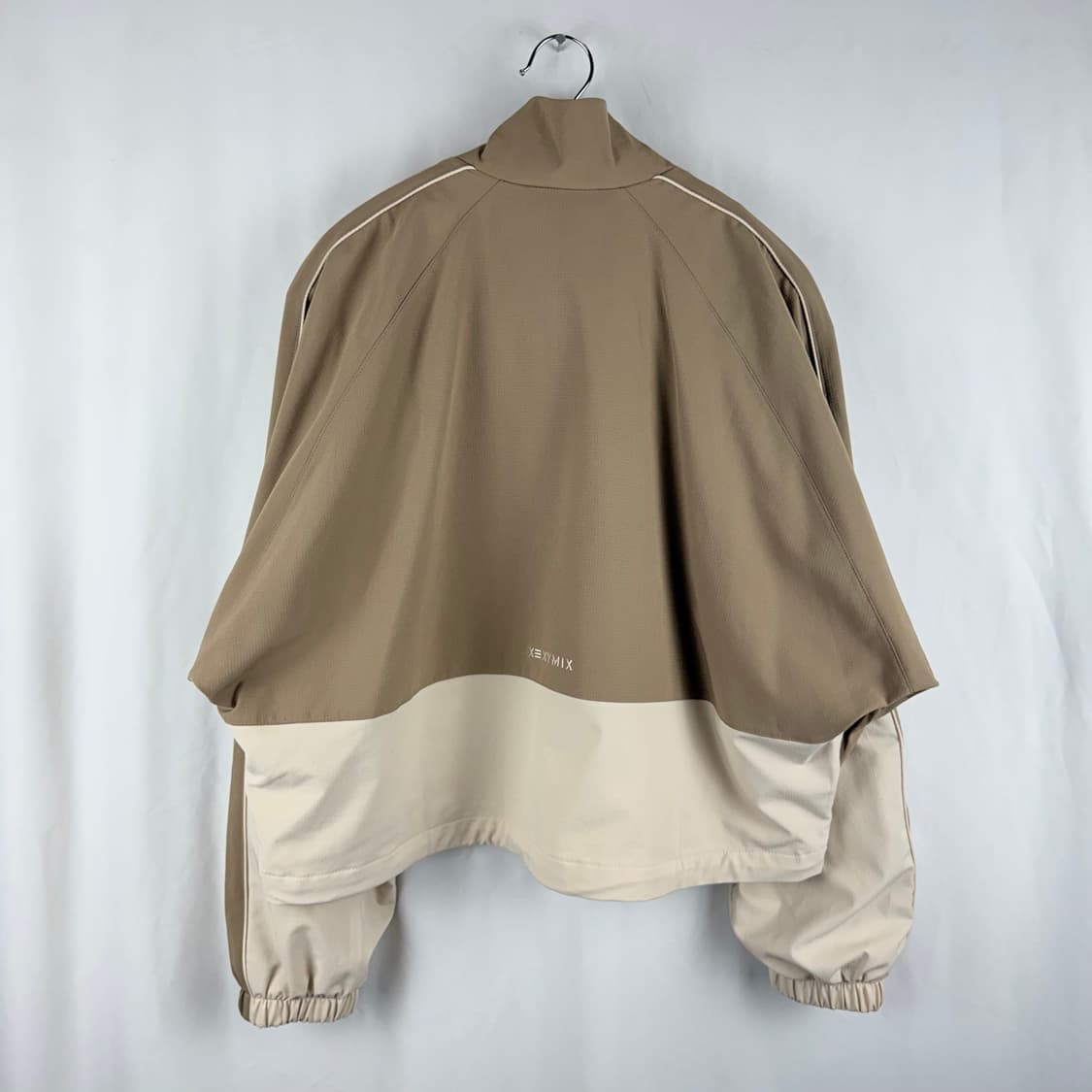 (S) 젝시믹스 크롭 우븐 투톤 자켓 베이지 상품이미지7