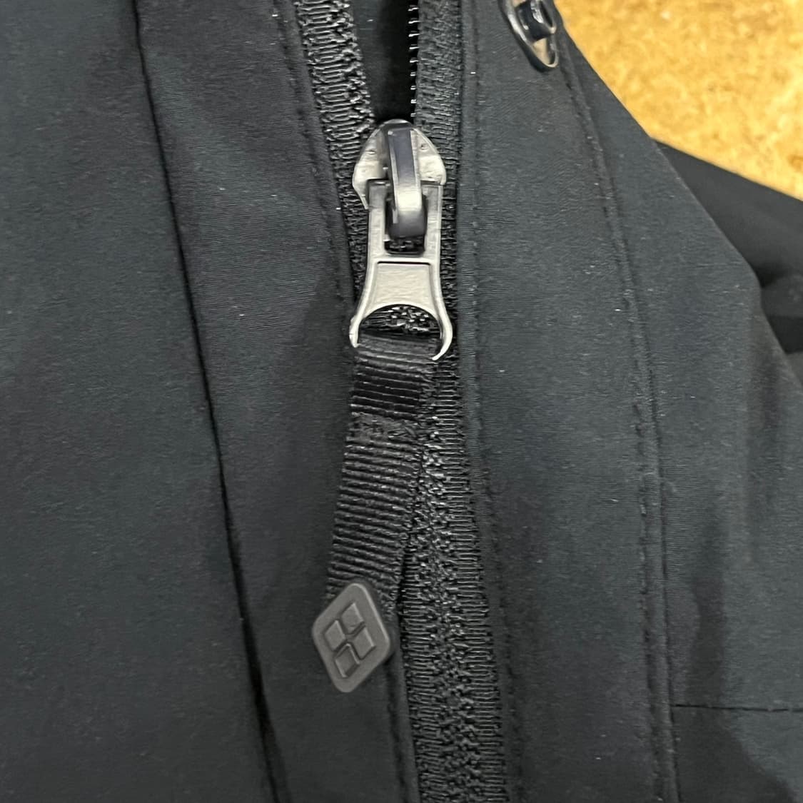 [정품/95] 몽벨 후드 바람막이 블랙 b17 상품이미지7