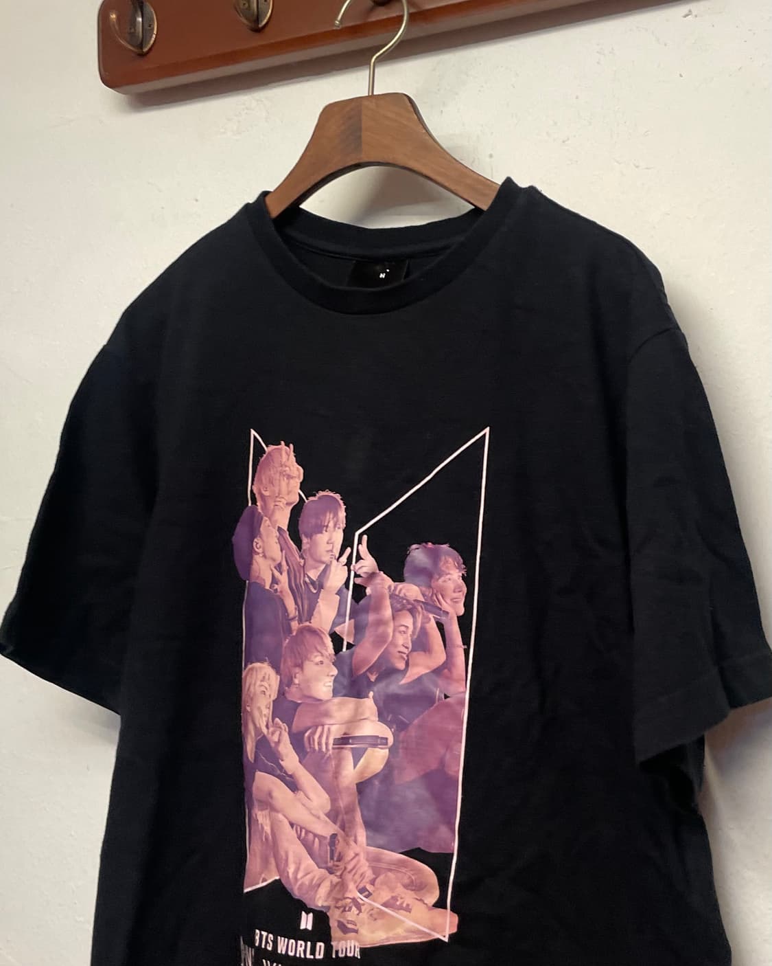 BTS 2019 블랙 반팔 티셔츠   상품이미지2