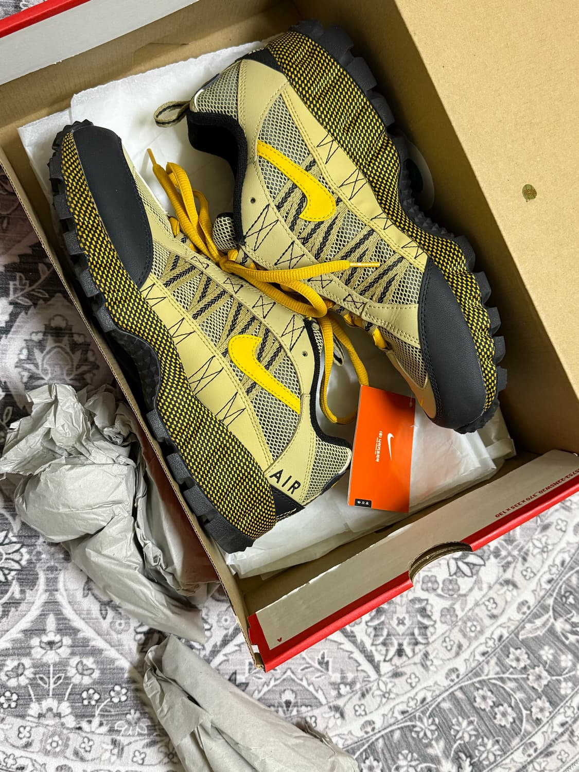 [풀박스] 나이키 에어 휴마라 위트 그래스 270사이즈 처분! 상품이미지5