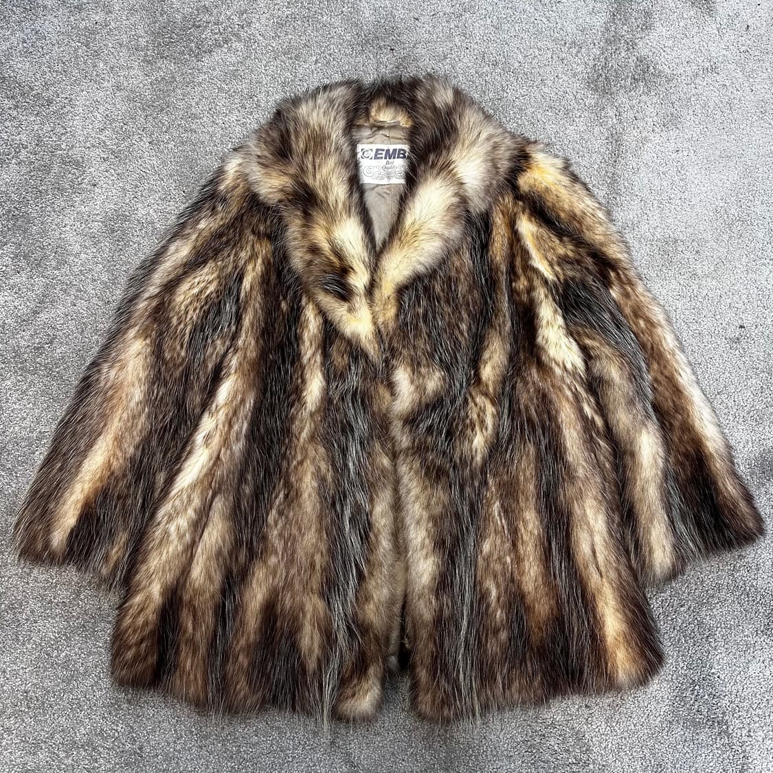 USA 엠바 브라운 믹스컬러 사가폭스 퍼자켓M-L 상품이미지2