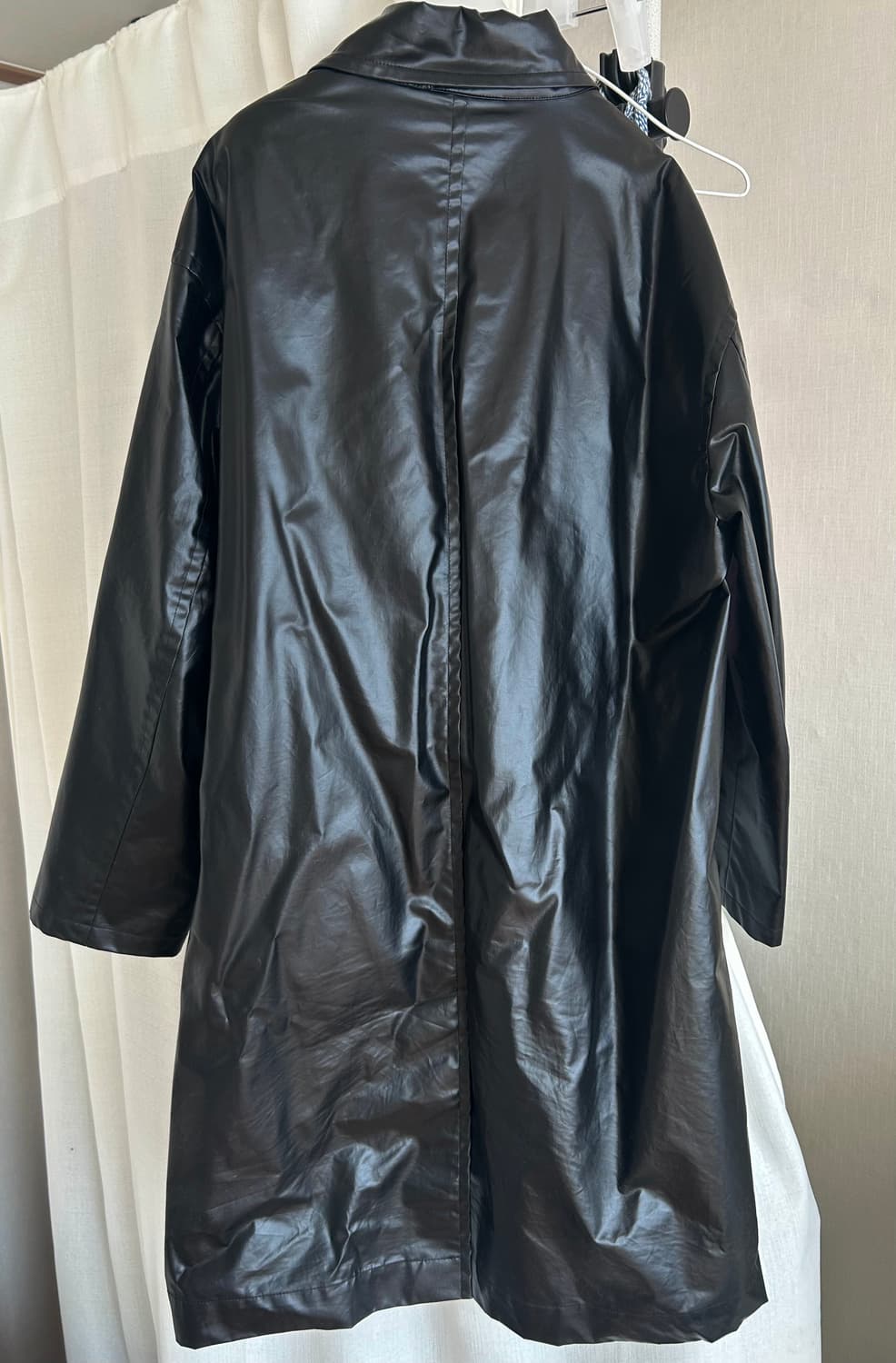 ORE 코팅 레더 라이크 맥 코트 상품이미지3