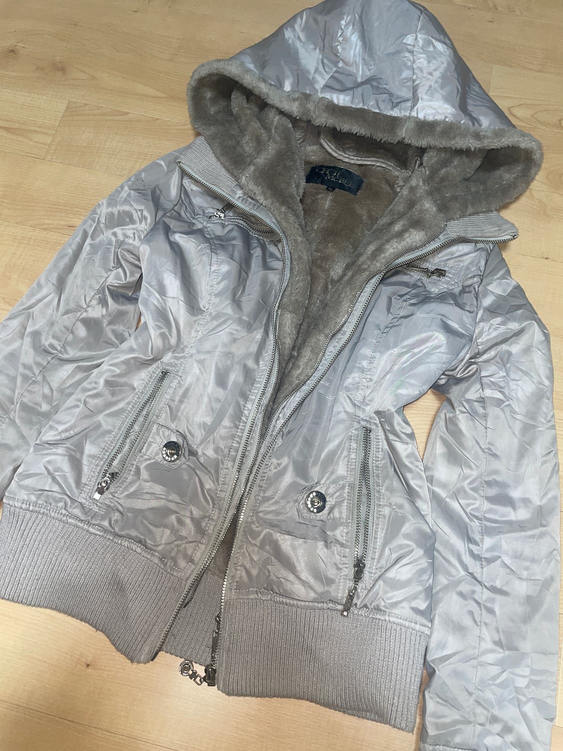 세실맥비 후드 퍼 자켓 패딩 점퍼 오네갸루 상품이미지3