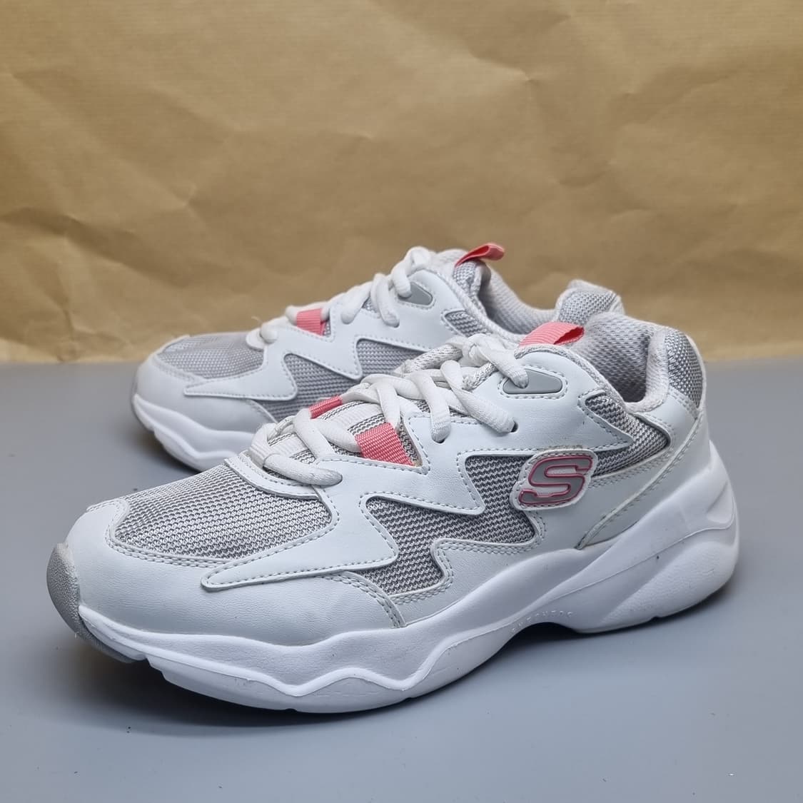 스케쳐스 딜라이트 에이리 운동화230 상품이미지1