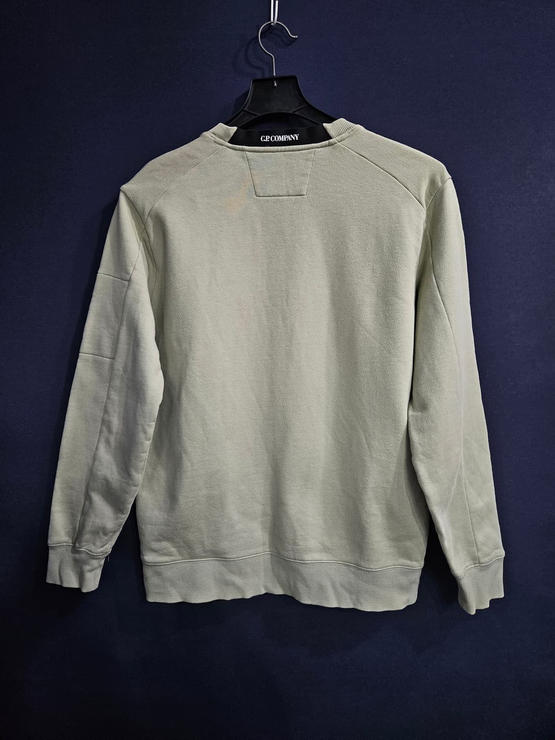 씨피컴퍼니 라이트그린 남성 105 맨투맨  상품이미지2