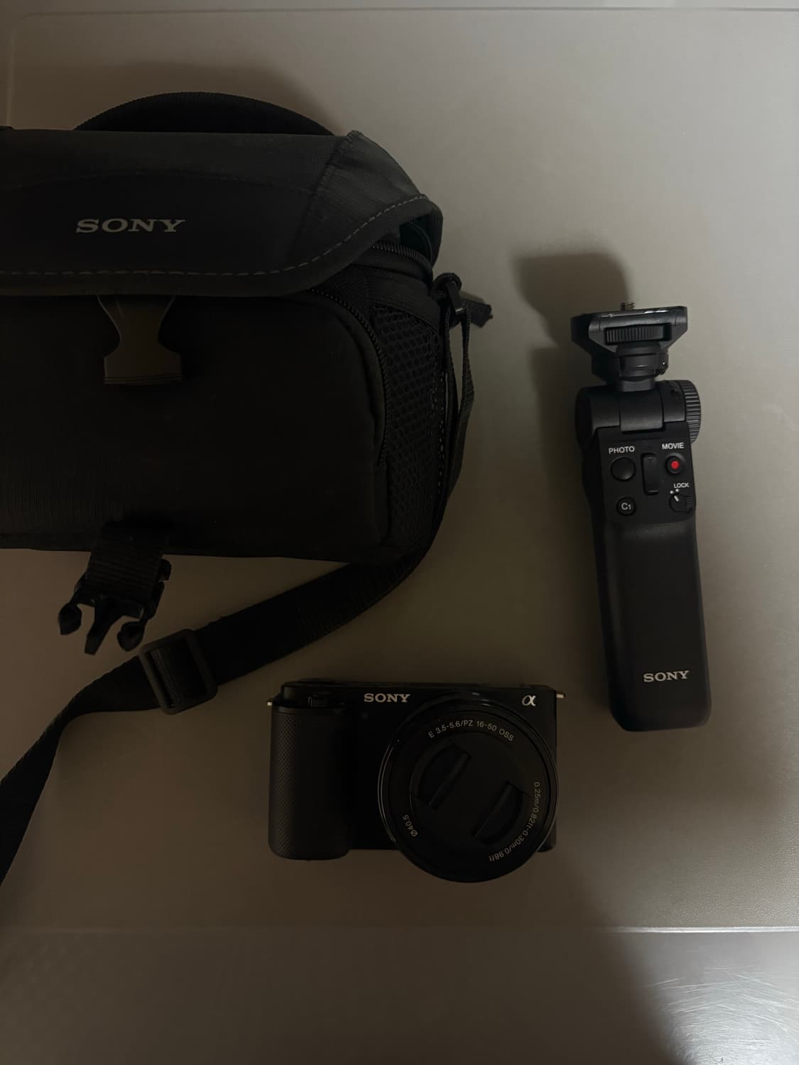 [급매] Sony ZV-E10 + 슈팅그립 + 렌즈 상품이미지2