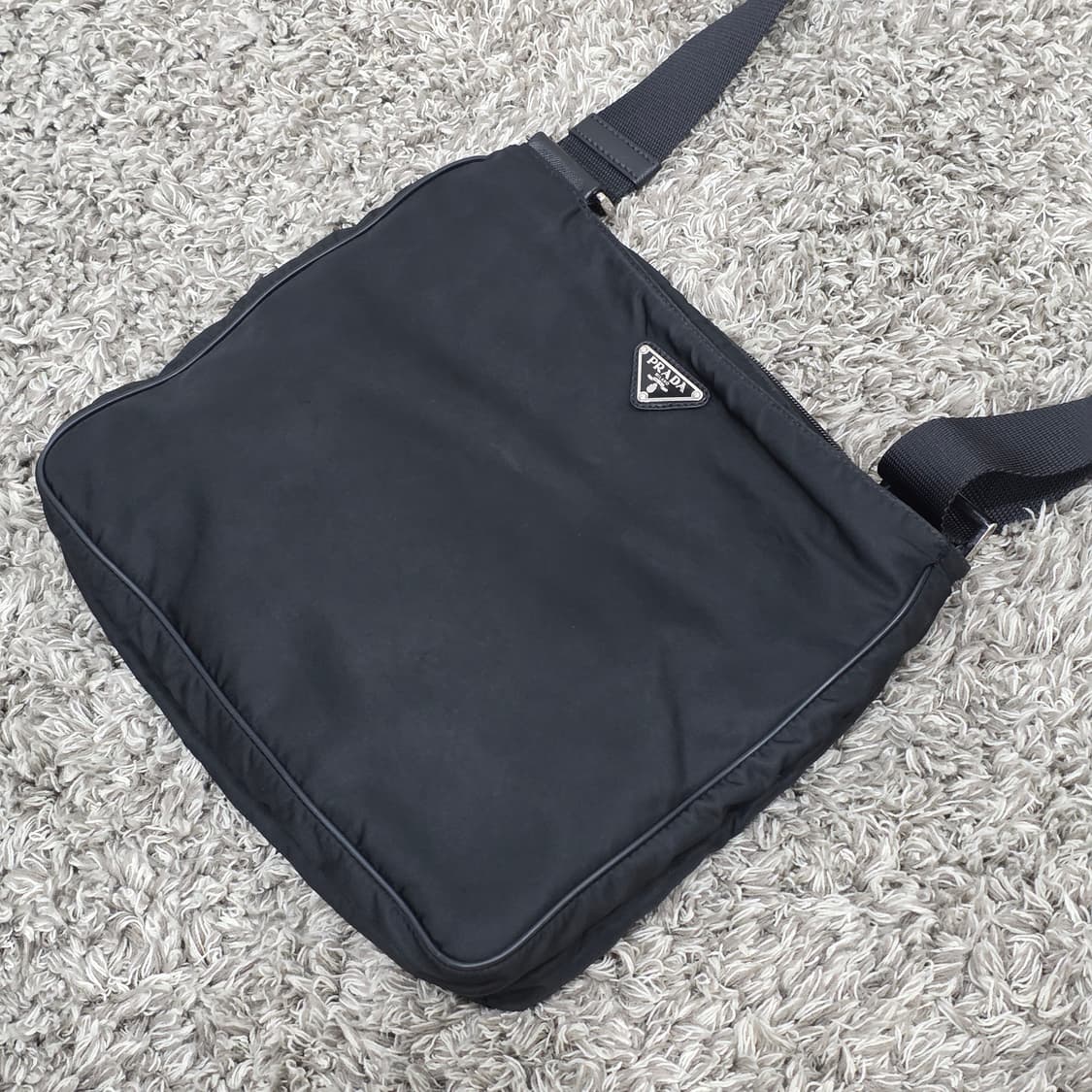 프라다 포코노 나일론 크로스백 숄더백 (남녀공용) 상품이미지1