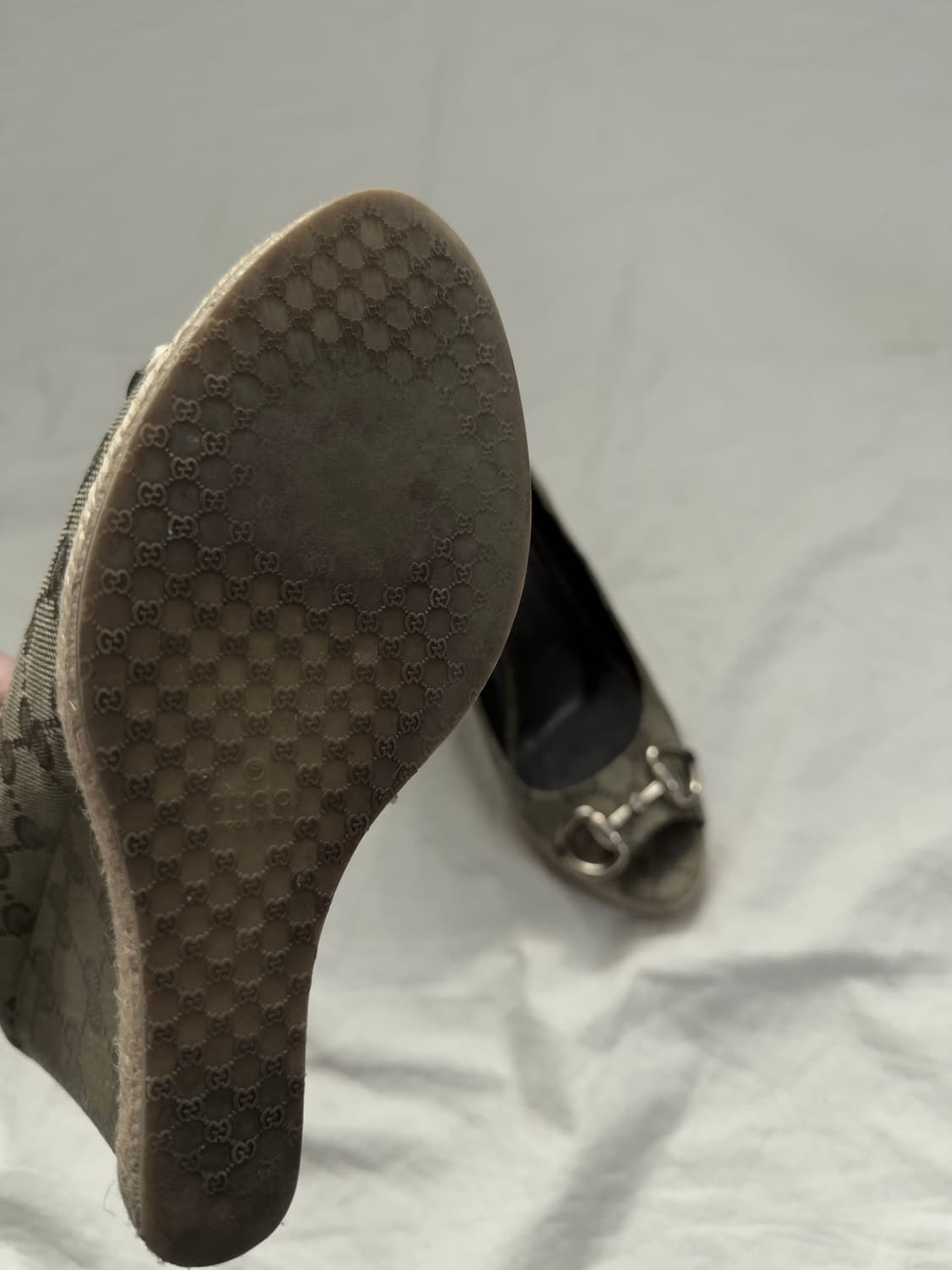 구찌 홀스빗 자가드 팁 토 웨지샌들 상품이미지3