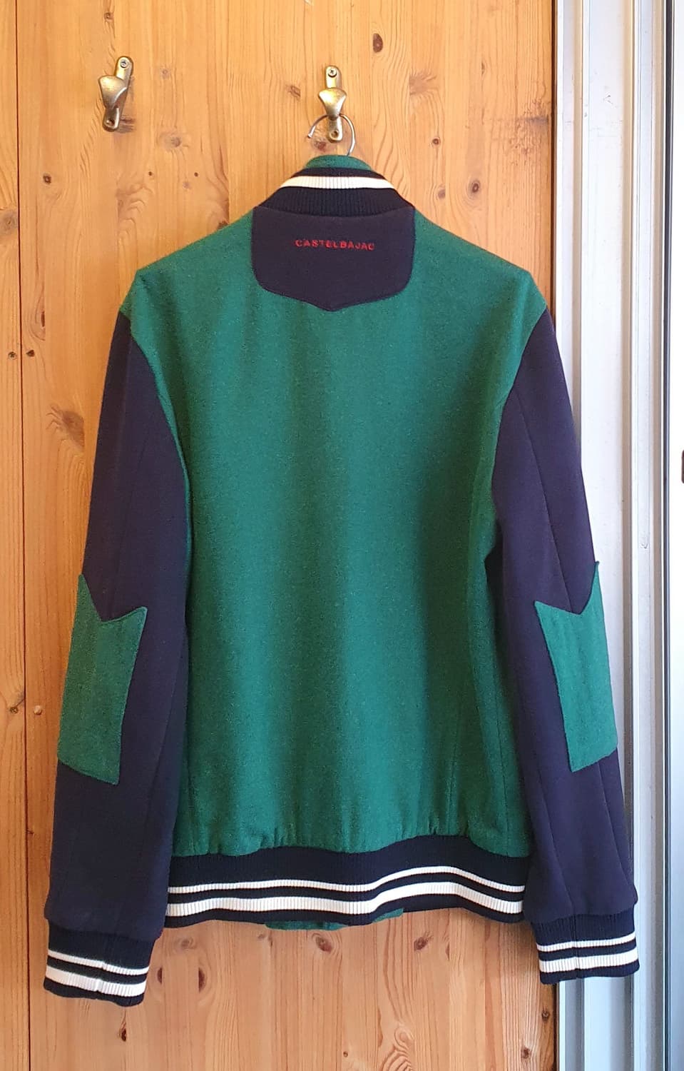 100.까스텔바작 바시티 점퍼  상품이미지2