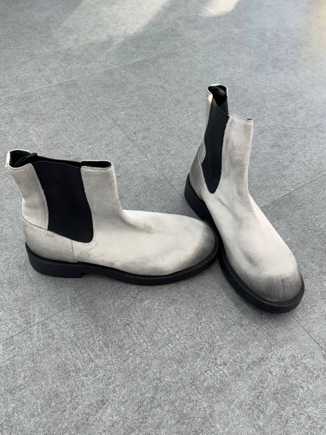 ZARA 화이트 누벅 부츠 상품이미지2