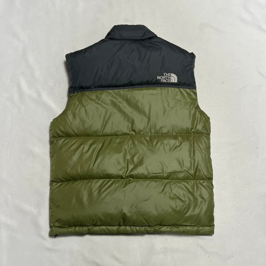 95 노스페이스 눕시 700 카키 패딩 베스트 상품이미지3