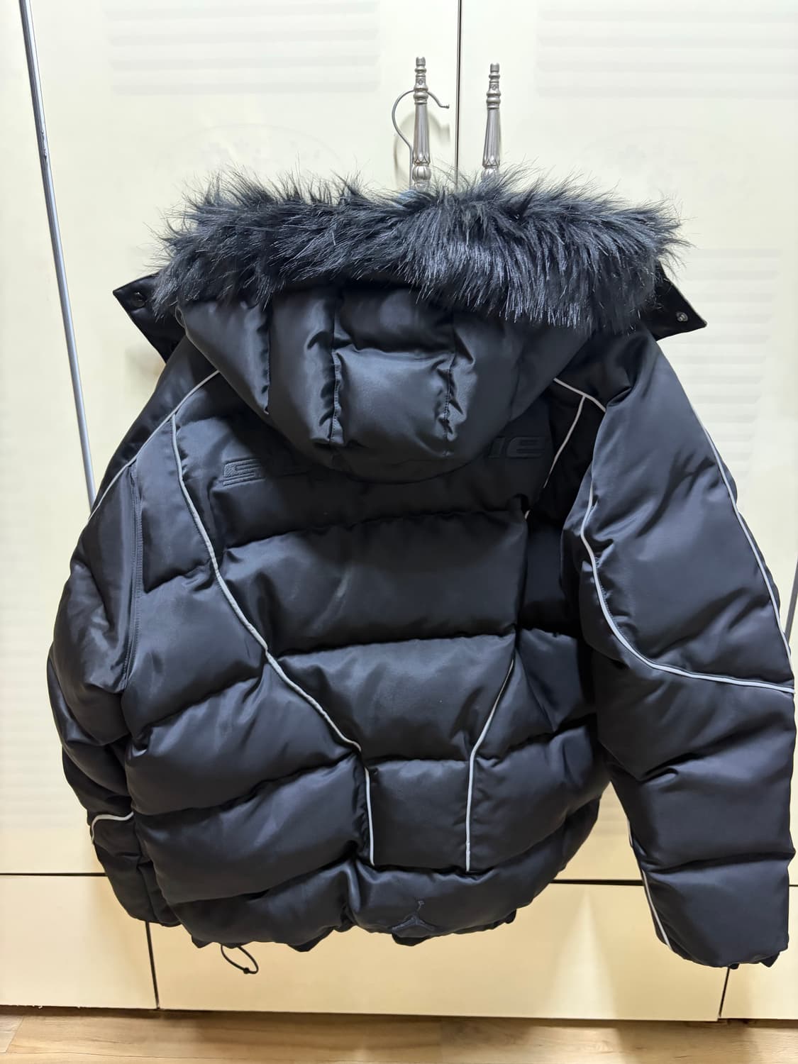 슈프림x조던 퍼퍼 자켓 블랙 m사이즈 상품이미지5