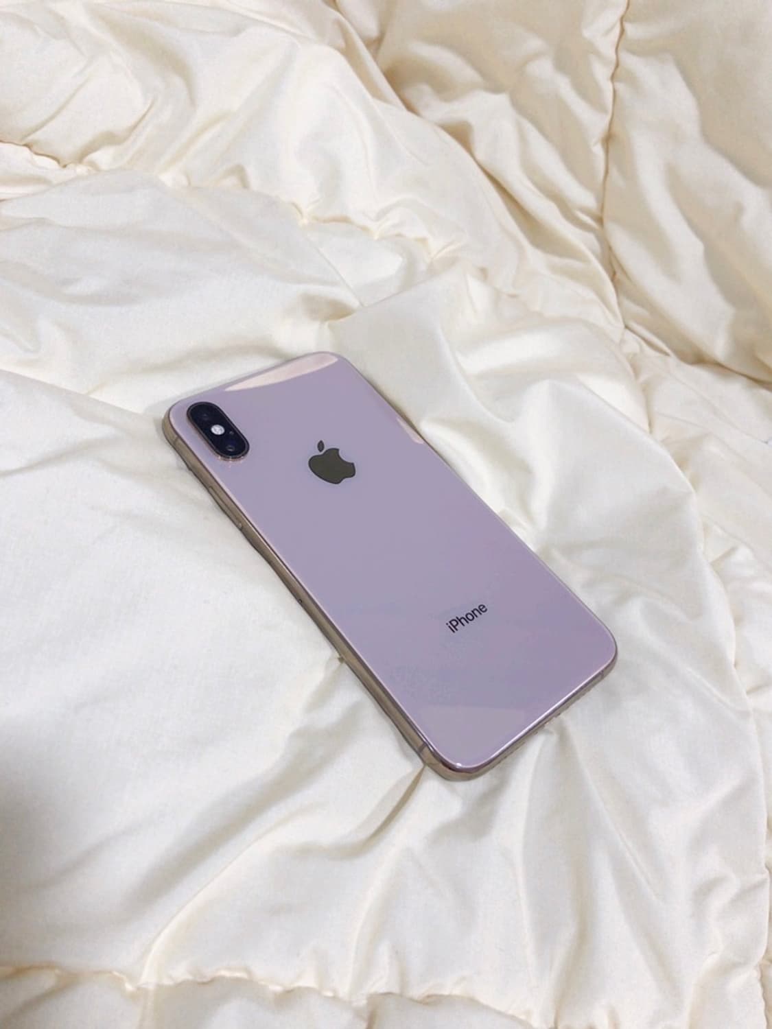 아이폰 XS 256 로즈골드 해외 무음버전 S급 팔아요 상품이미지1