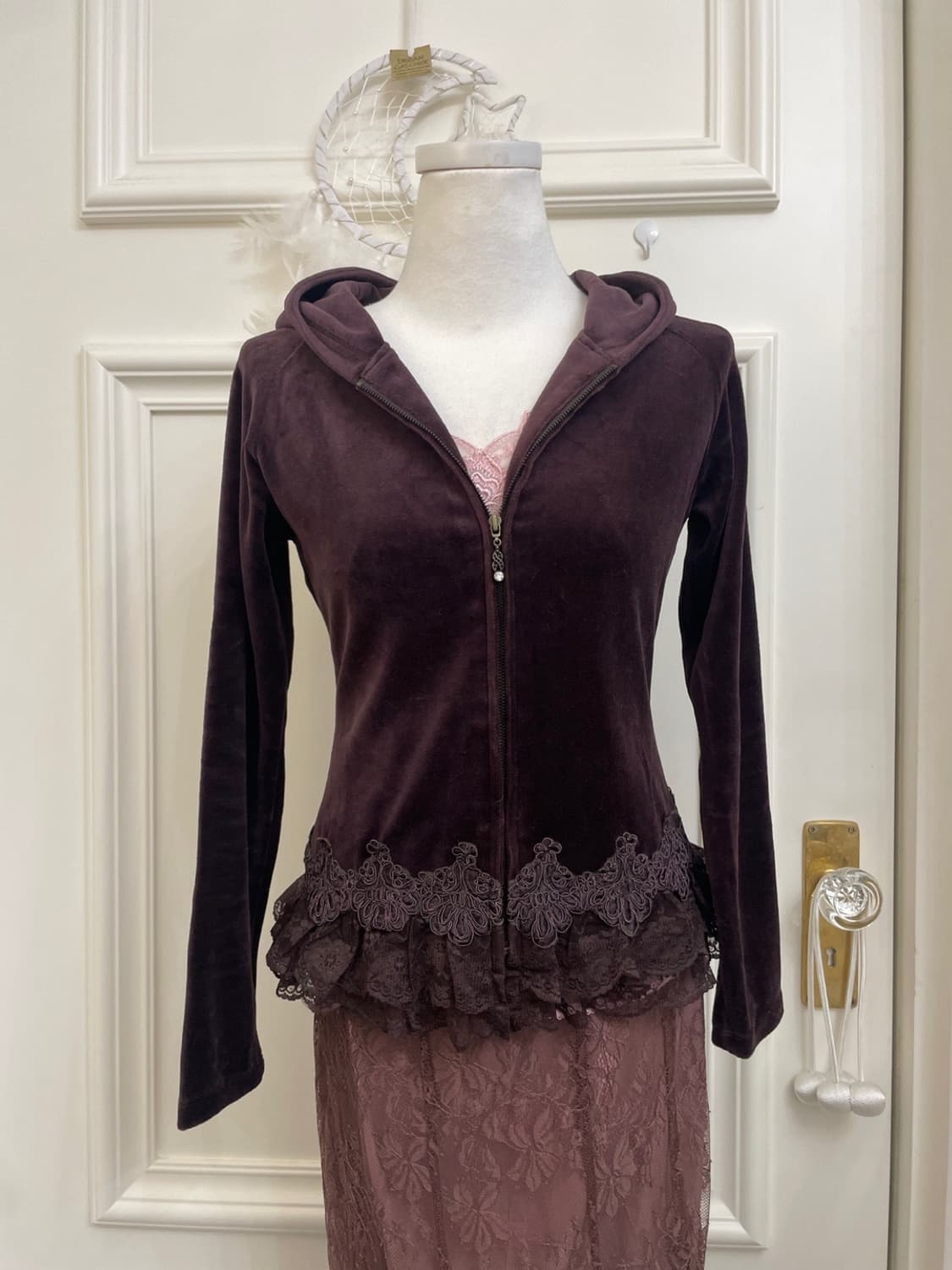 LEST ROSE lace trim velvet fairy hoodie- 상품이미지1
