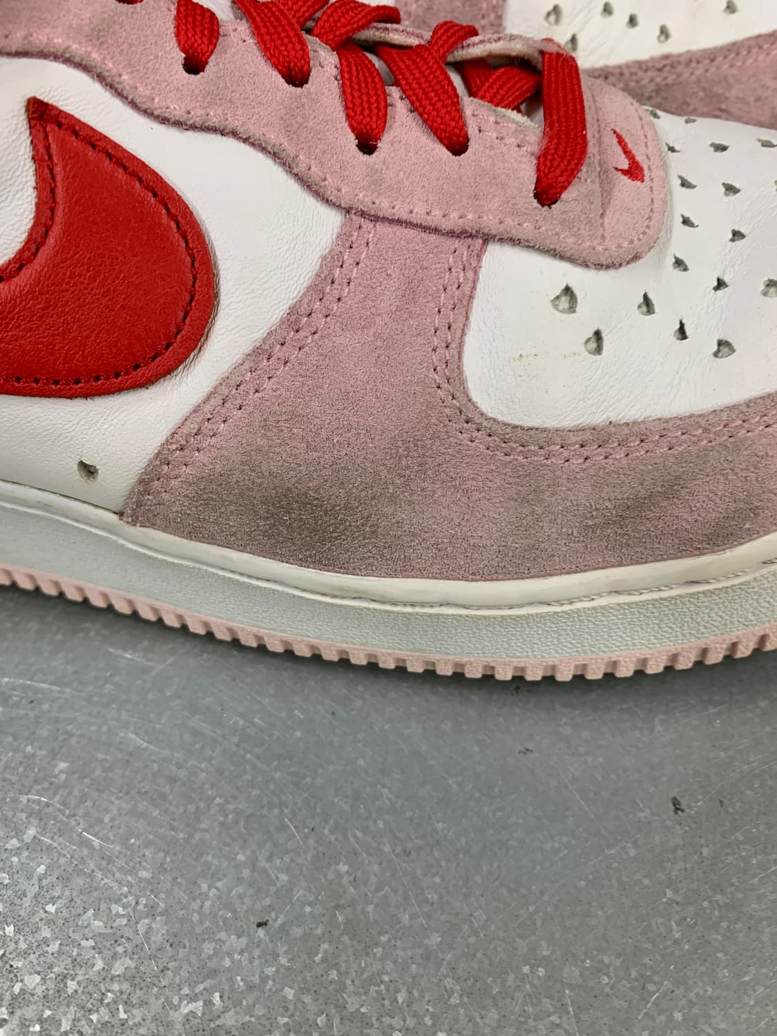 나이키 에어포스 1 발렌타인 270 상품이미지8