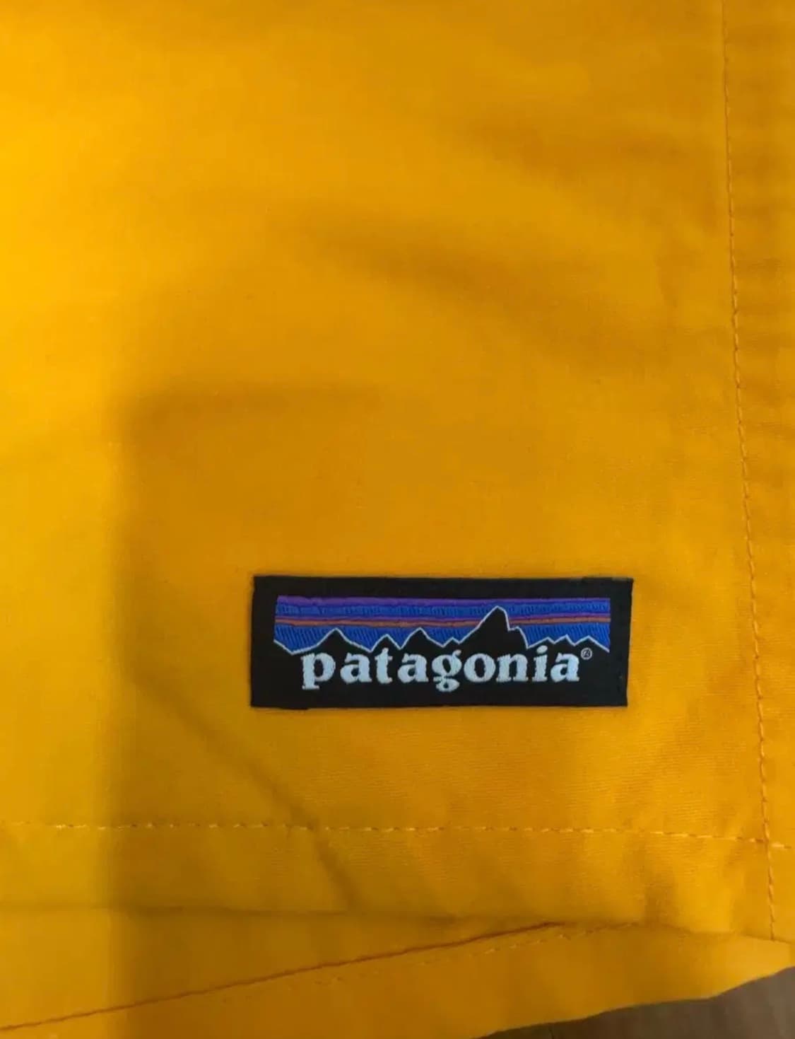 파타고니아 배기스 5인치 망고색 m사이즈 팝니다 상품이미지3