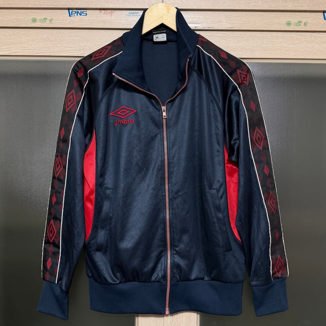 엄브로 집업자켓 상품이미지1