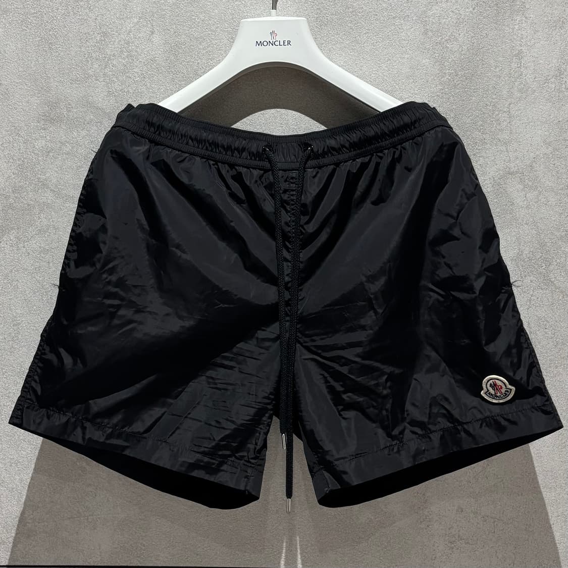 L/몽클레어 나일론 스윔팬츠 상품이미지1