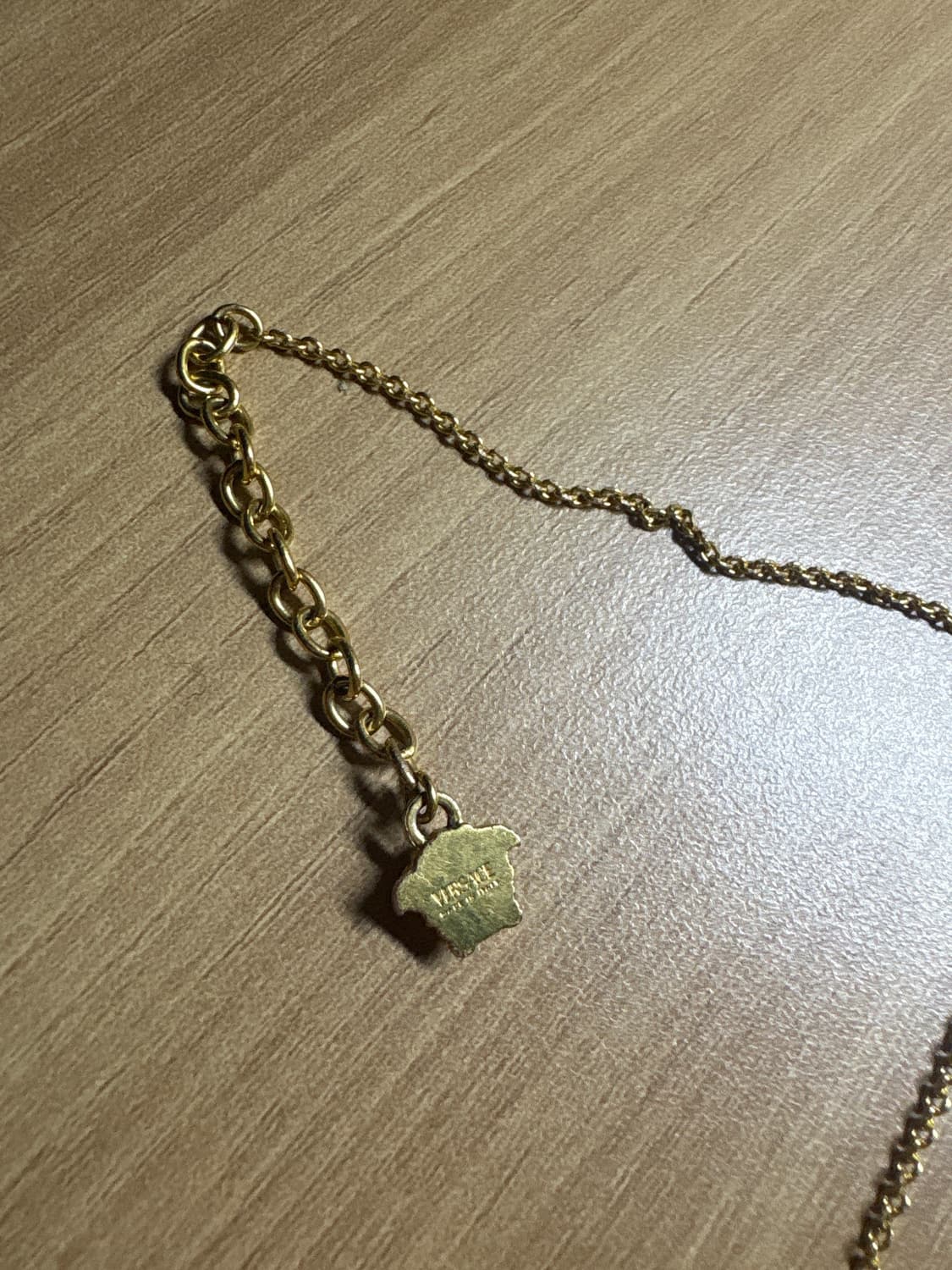 베르사체 메두사 목걸이 상품이미지3