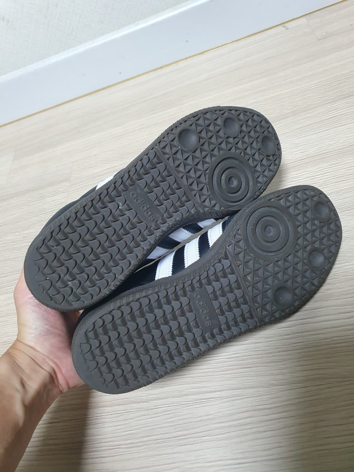 아디다스 삼바 OG 블랙 화이트 255 상품이미지7