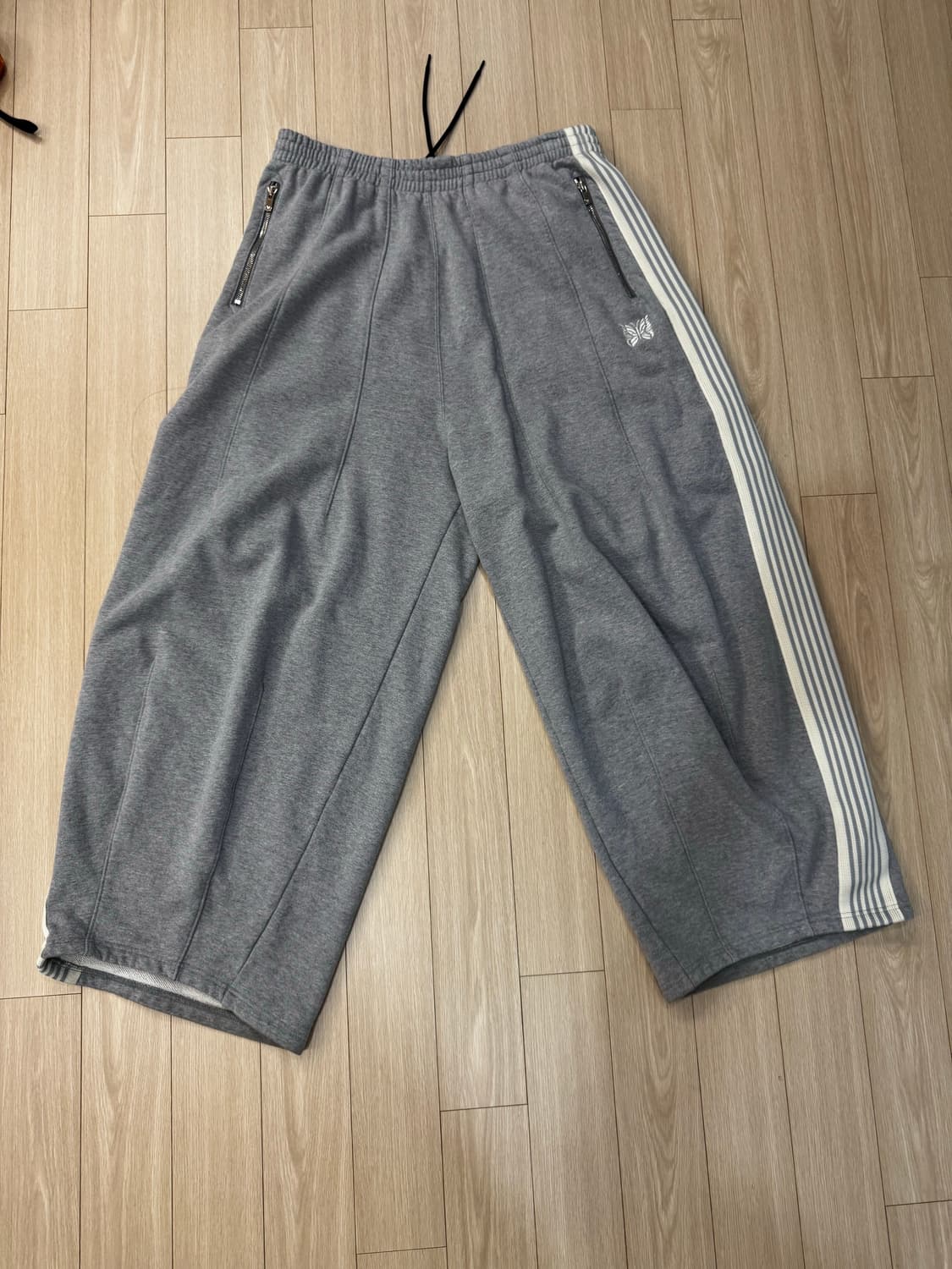 니들스 x LHP H.D. 트랙 팬츠 코튼 저지 그레이 PU1625 상품이미지1