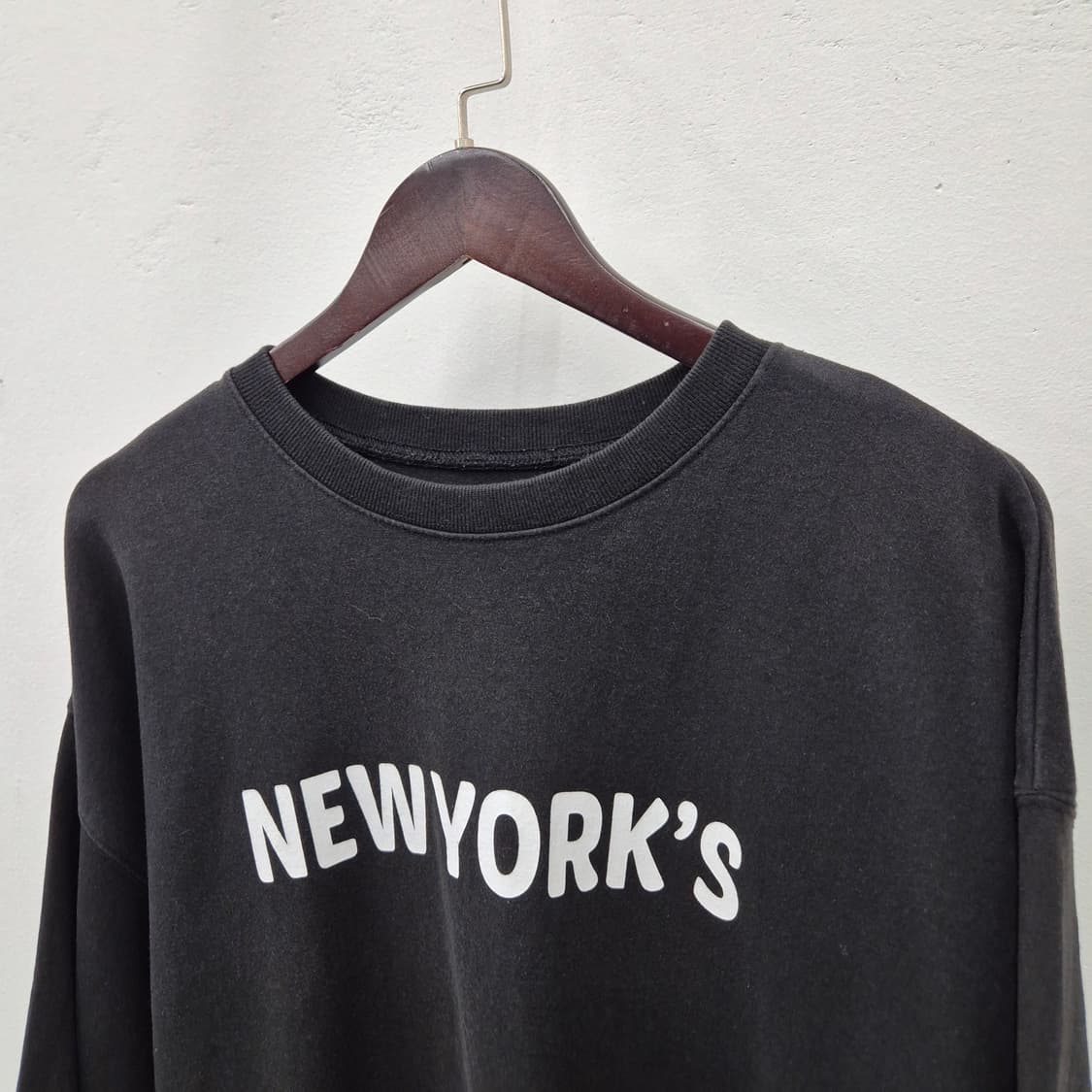 스튜디오 톰보이 뉴옥 레터링 루즈핏 반팔티 상품이미지2