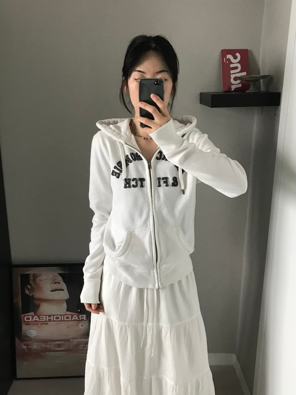 아베크롬비 중앙 자수 로고 화이트 후드집업 상품이미지4