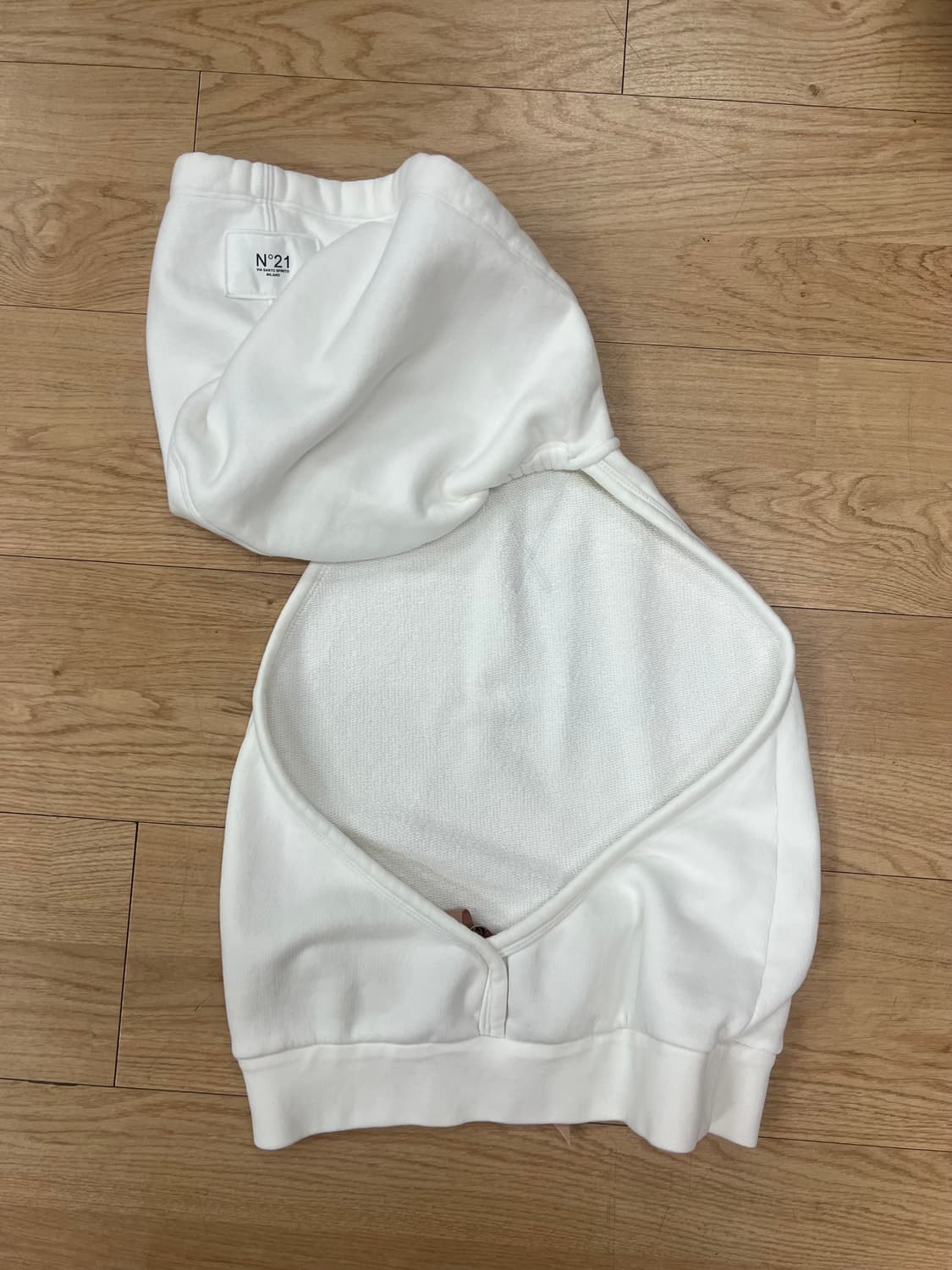 no21 홀터넥 후드티 상품이미지2